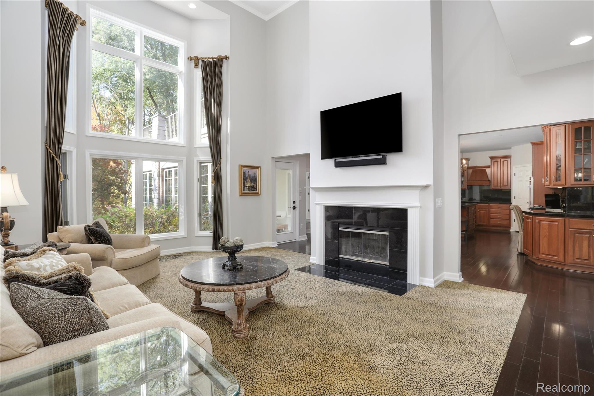 4995 Highland Court