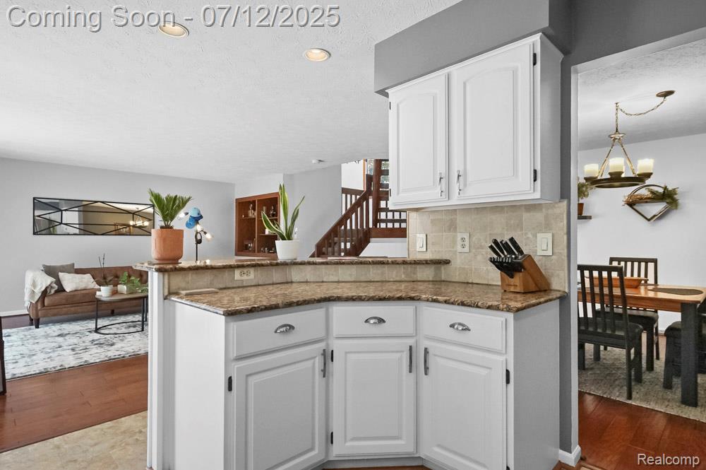 6559 Ridgeview Drive