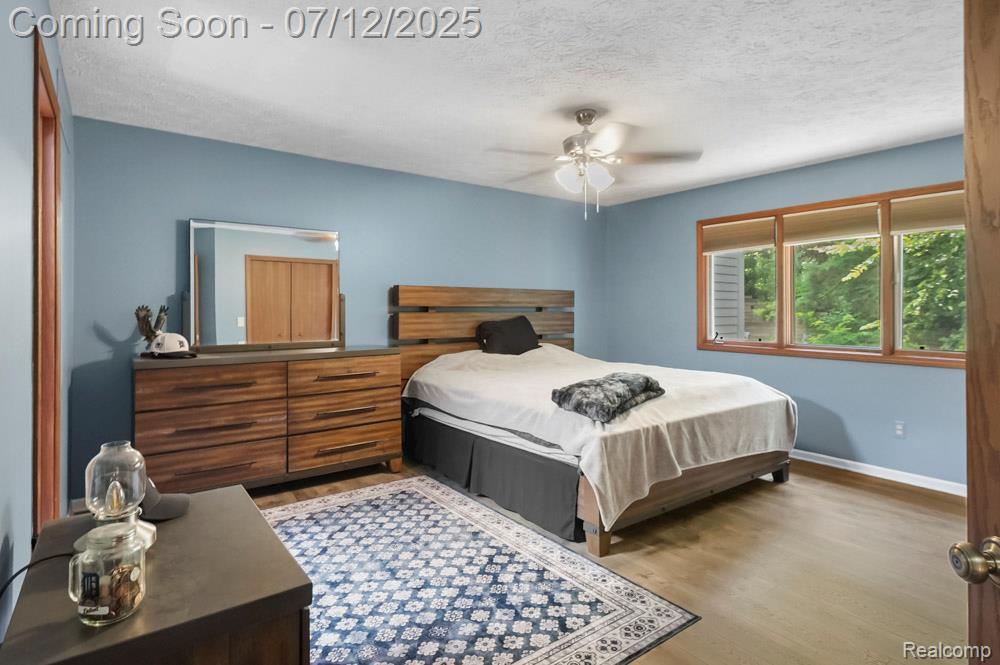 6559 Ridgeview Drive