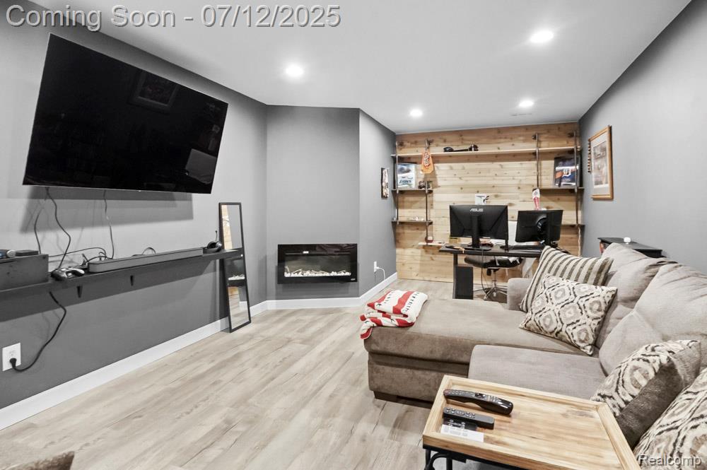 6559 Ridgeview Drive