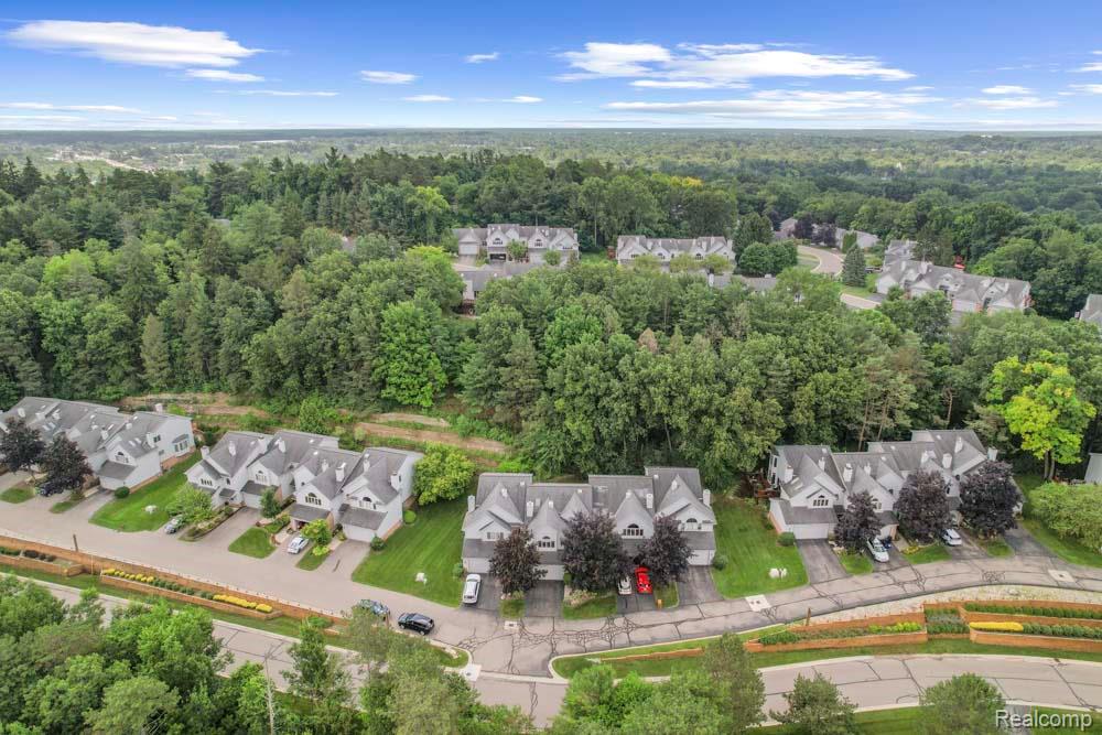 6559 Ridgeview Drive
