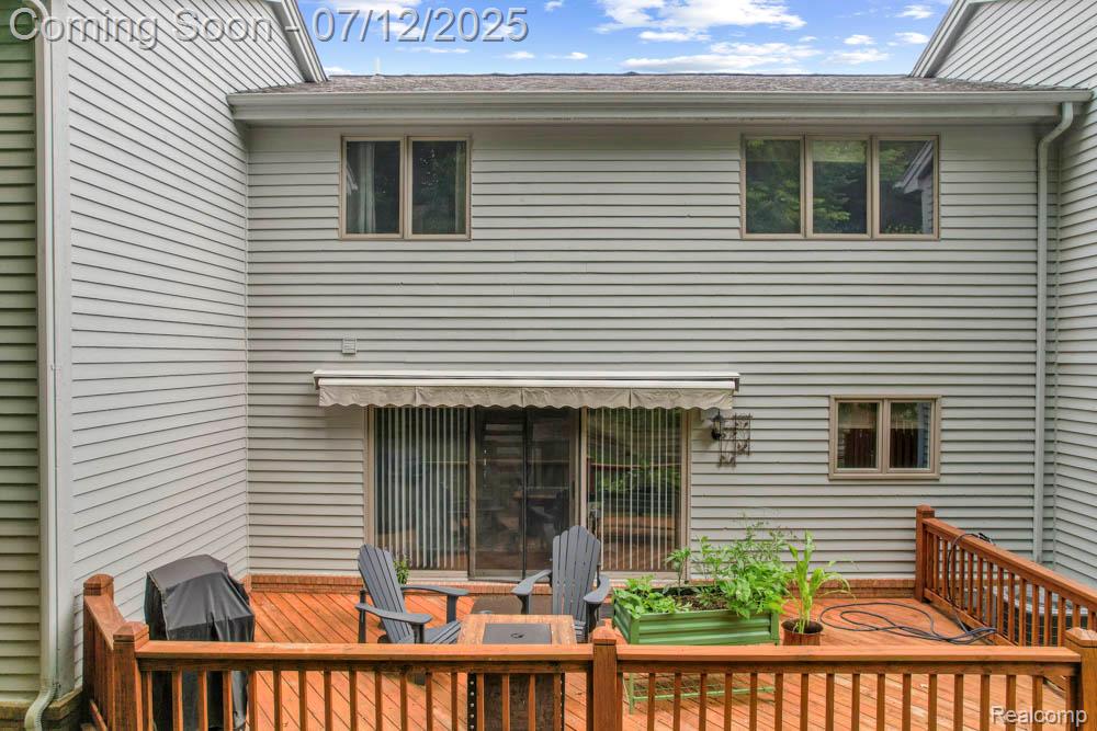 6559 Ridgeview Drive