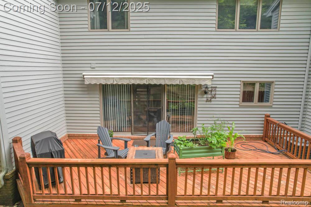 6559 Ridgeview Drive