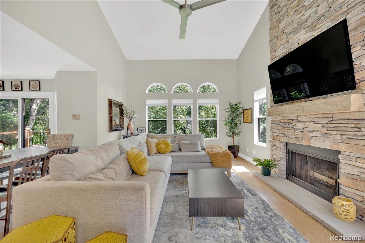 5612 Northcrest Crossing