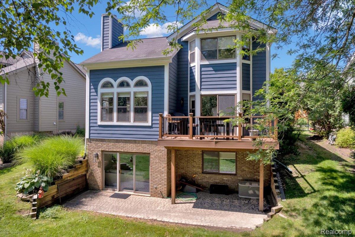 5612 Northcrest Crossing