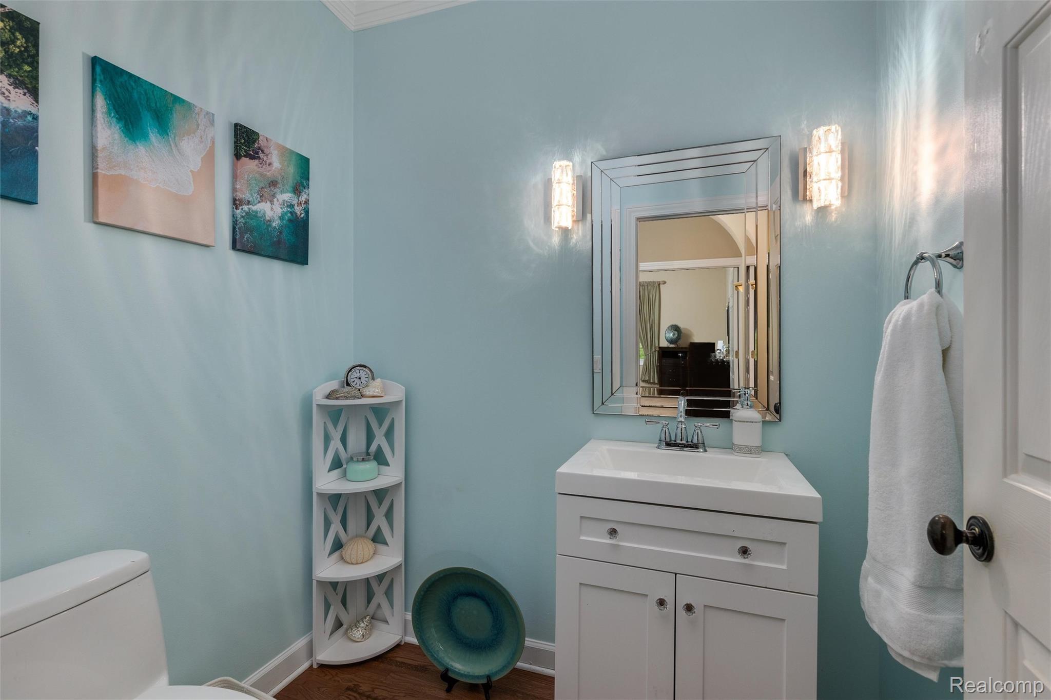 4687 Oakhurst Ridge Road