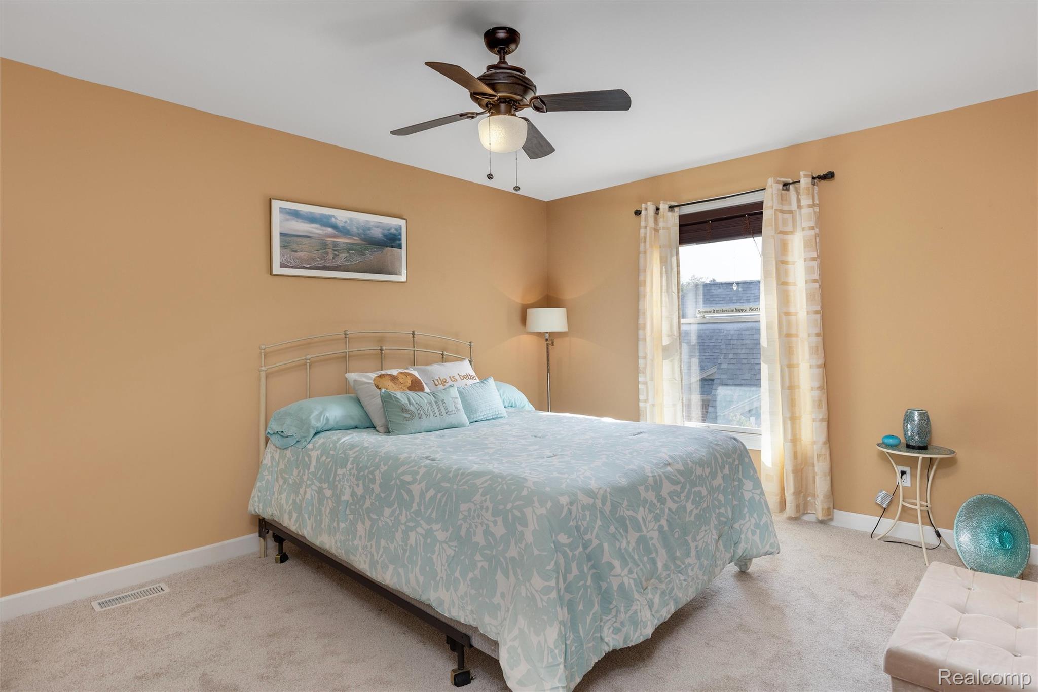 4687 Oakhurst Ridge Road