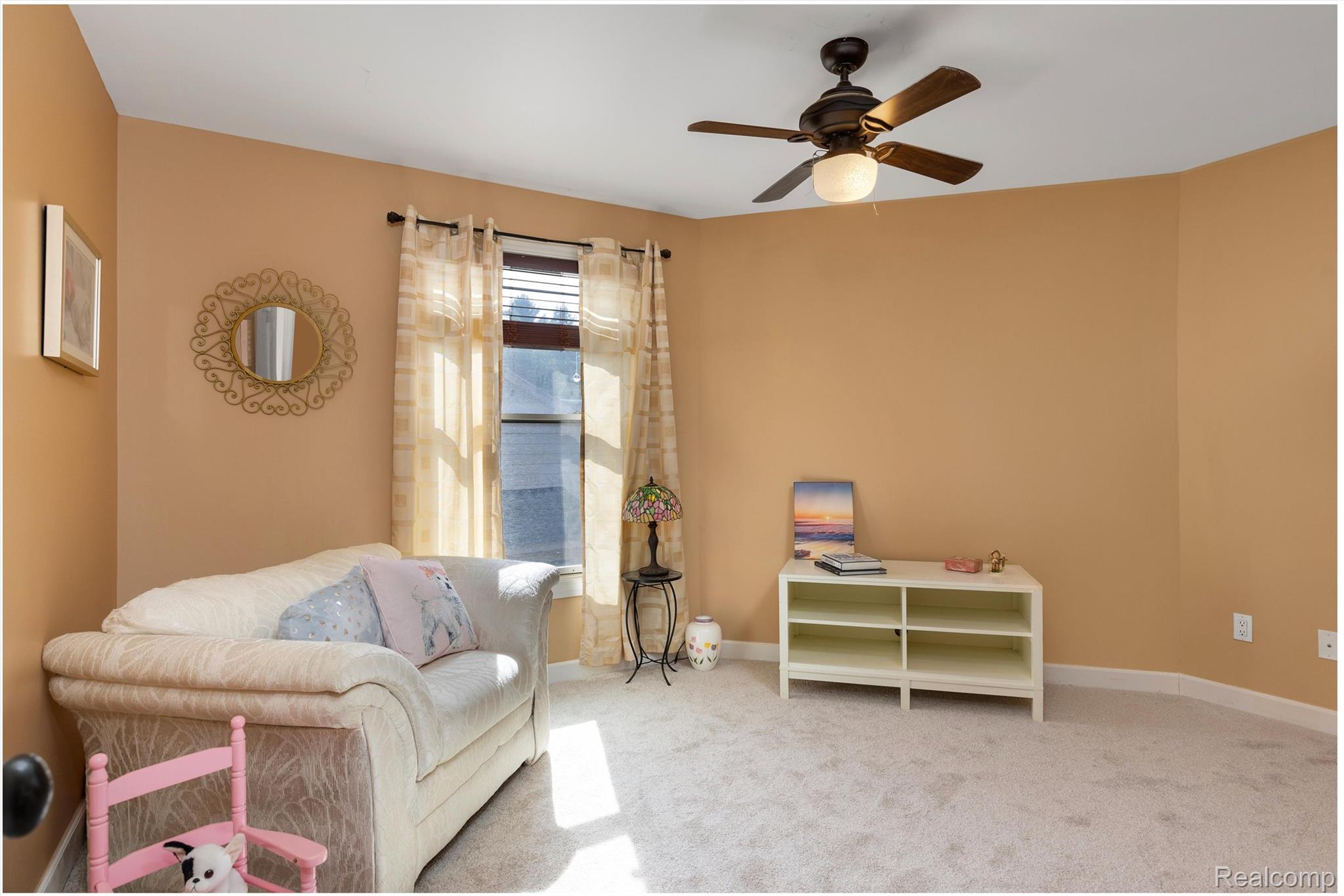 4687 Oakhurst Ridge Road