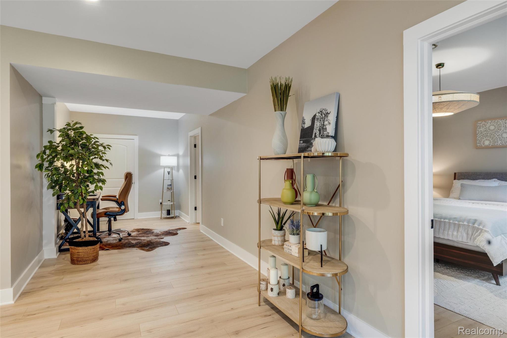7252 Ardsley Lane