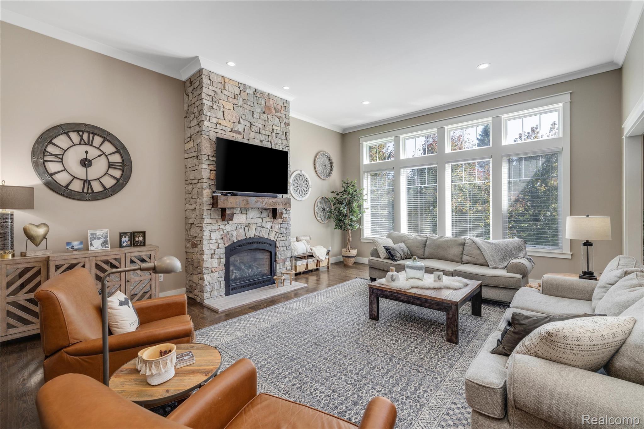 7252 Ardsley Lane