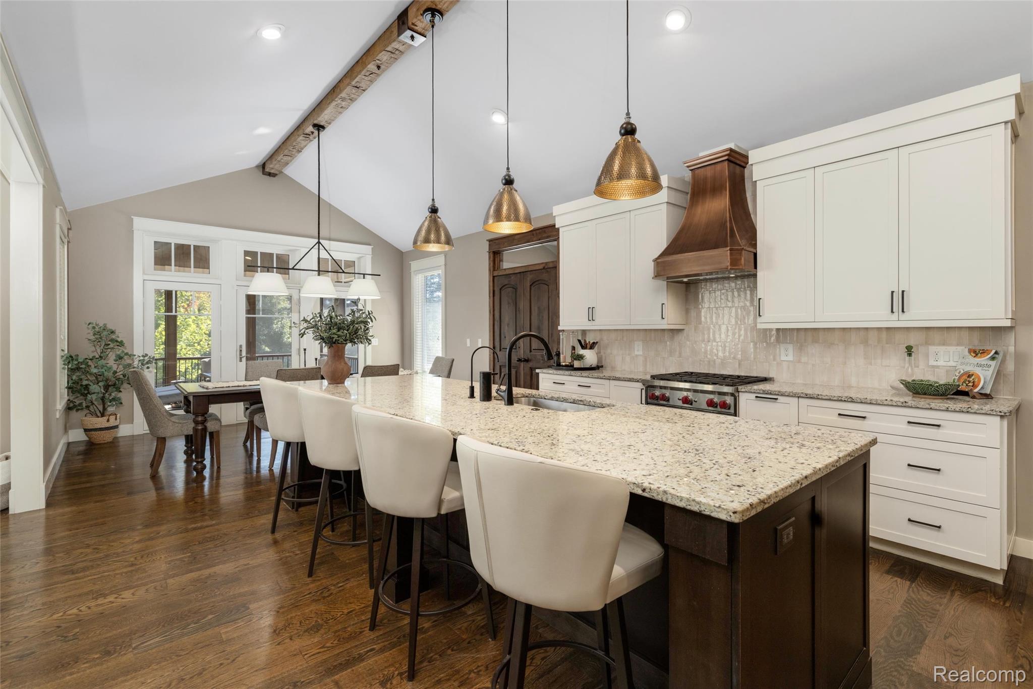 7252 Ardsley Lane