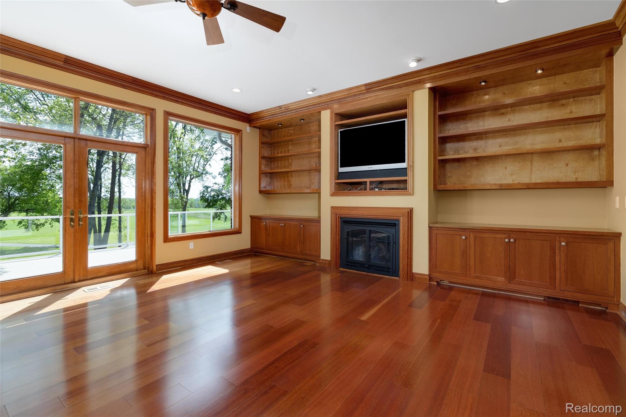 7432 Foxburg Court