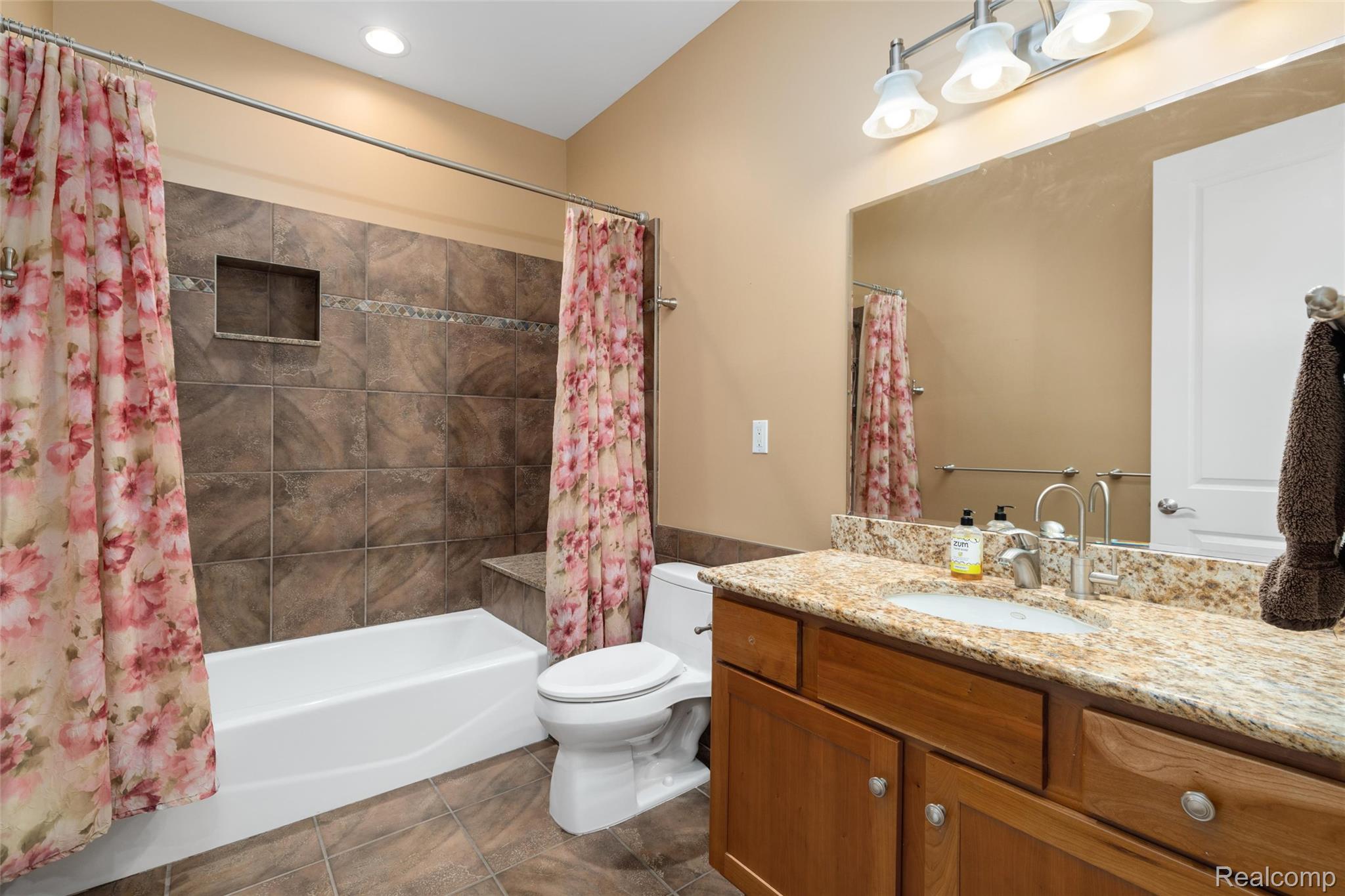 7432 Foxburg Court