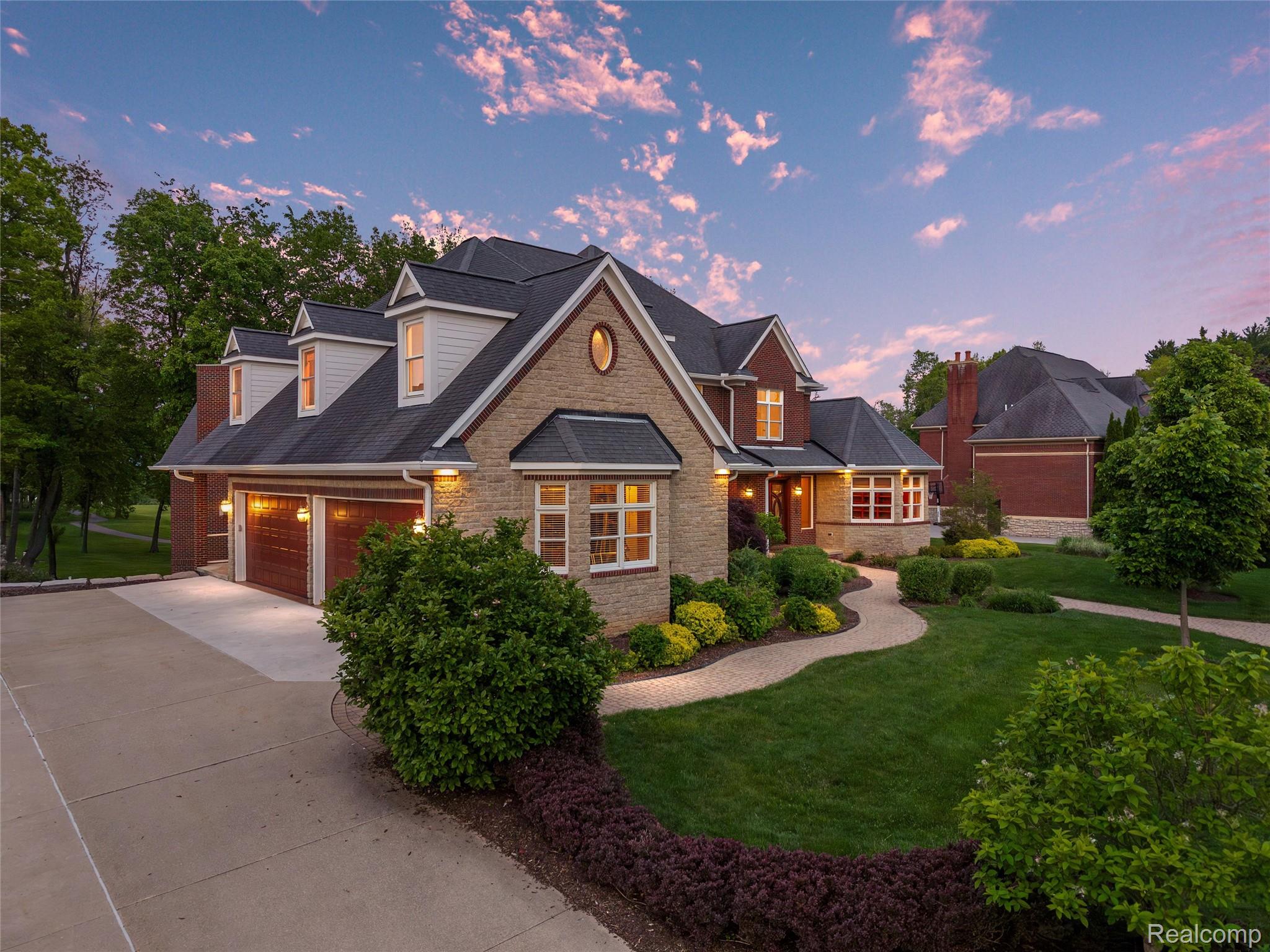 7432 Foxburg Court