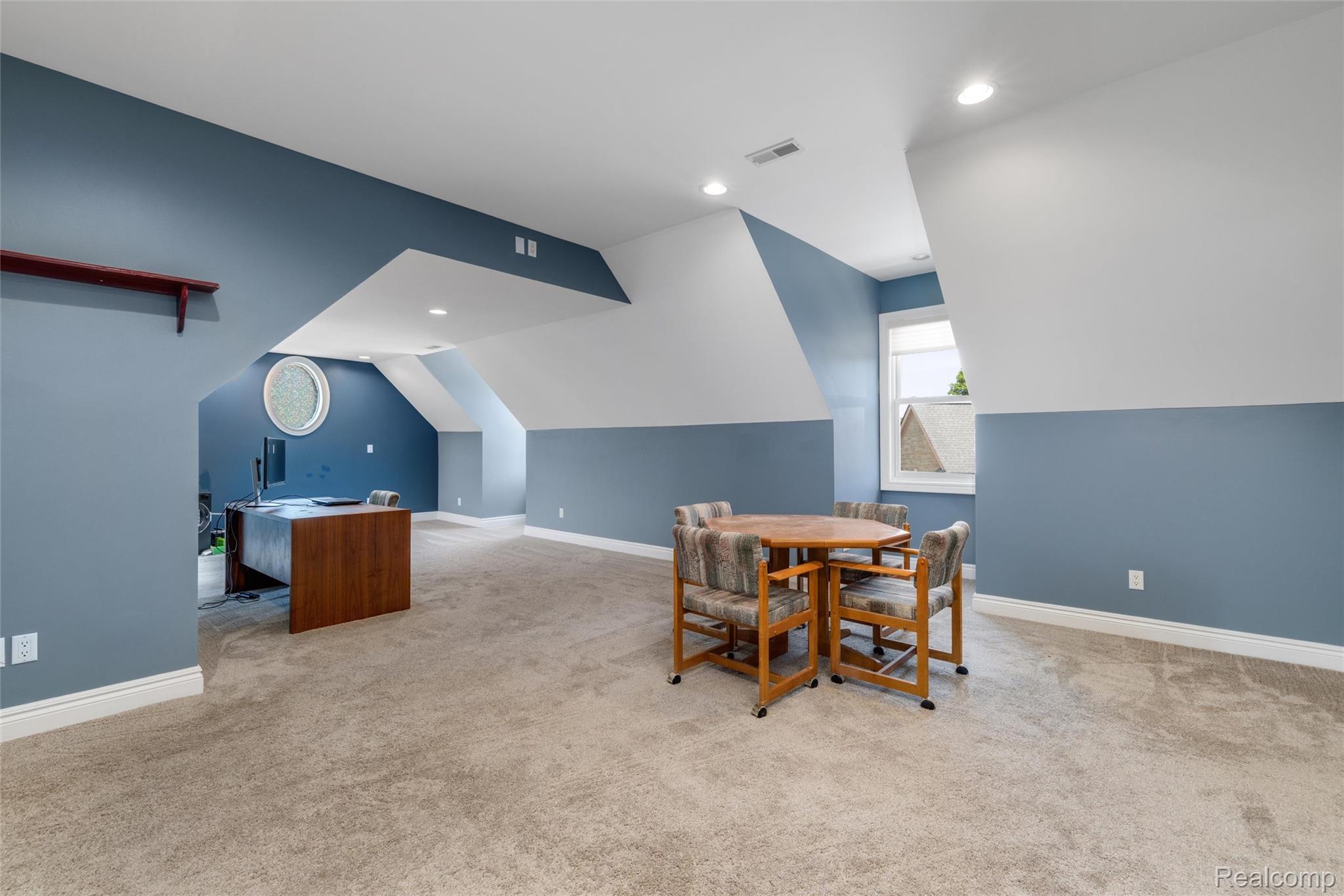 7432 Foxburg Court