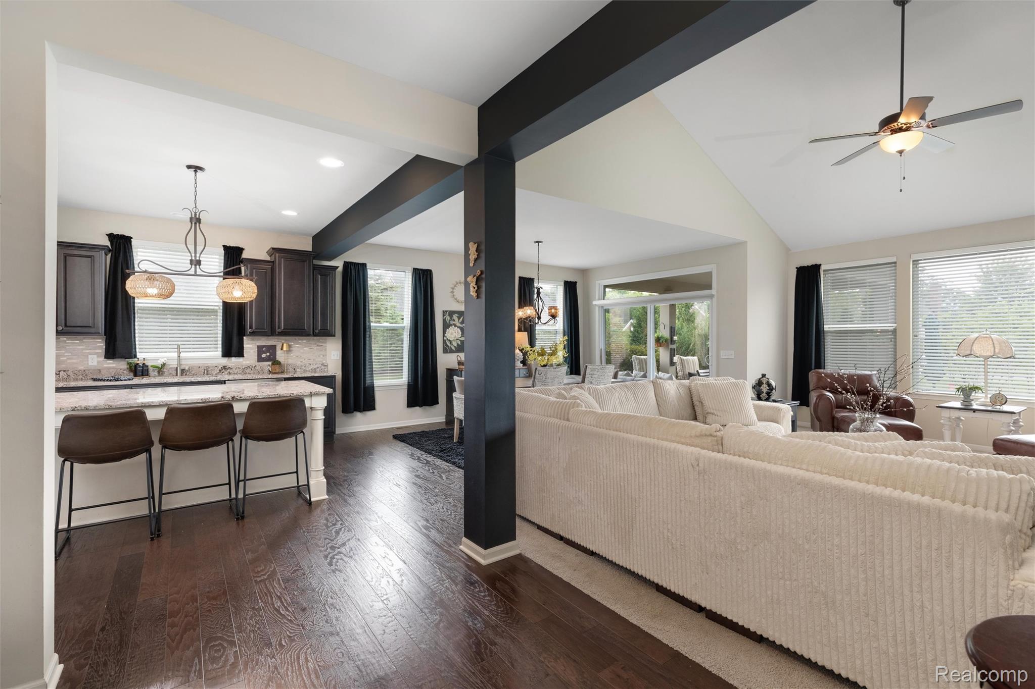4011 Ardsley Court