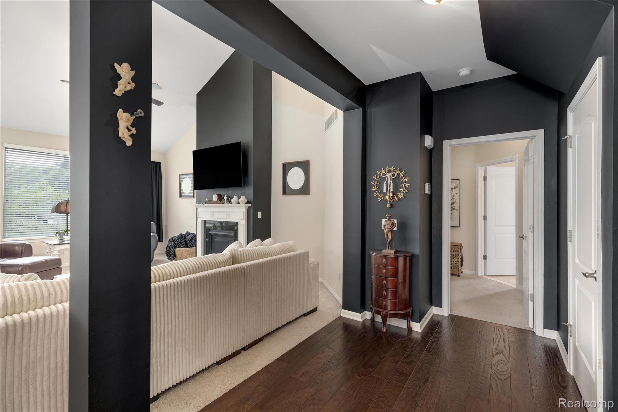 4011 Ardsley Court