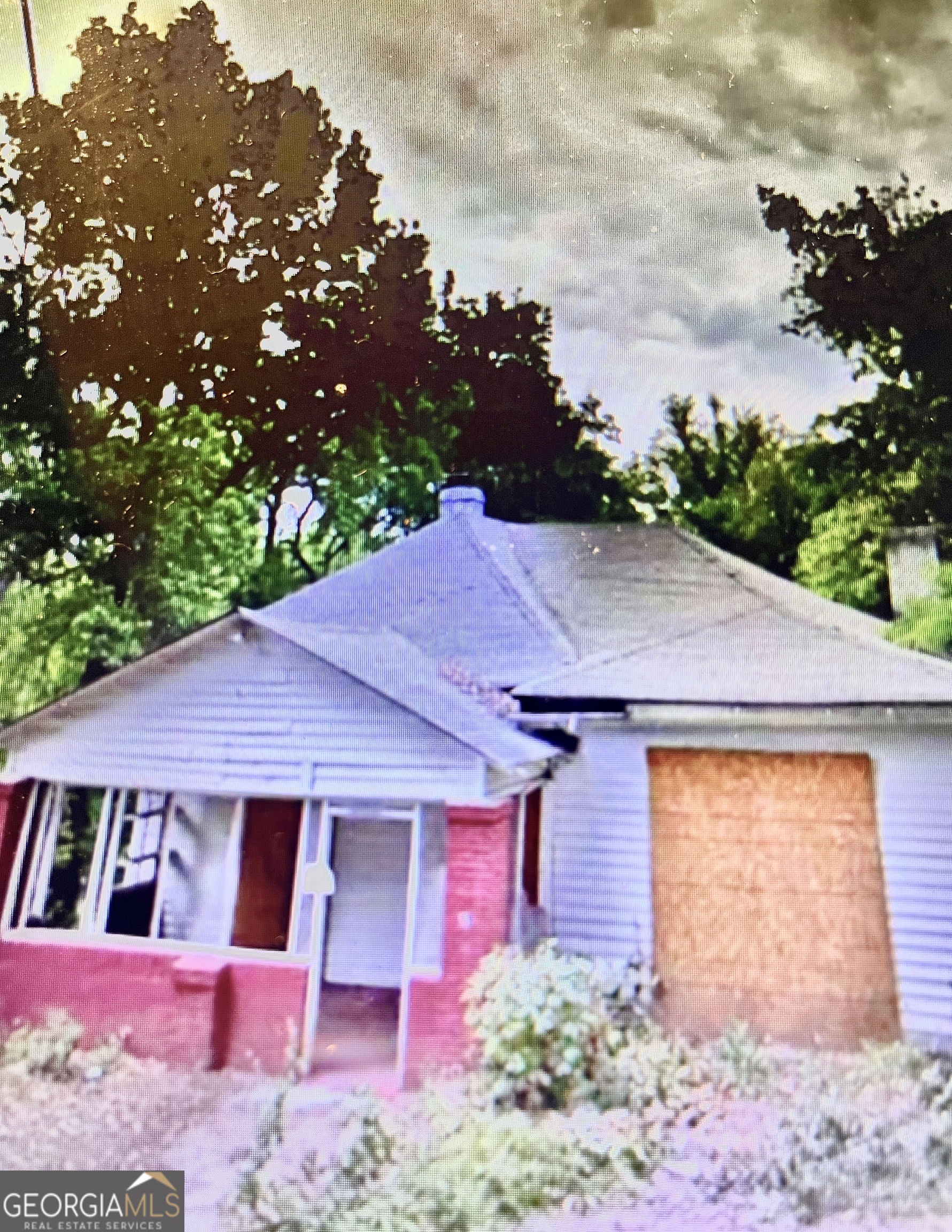 837 Artic Circle