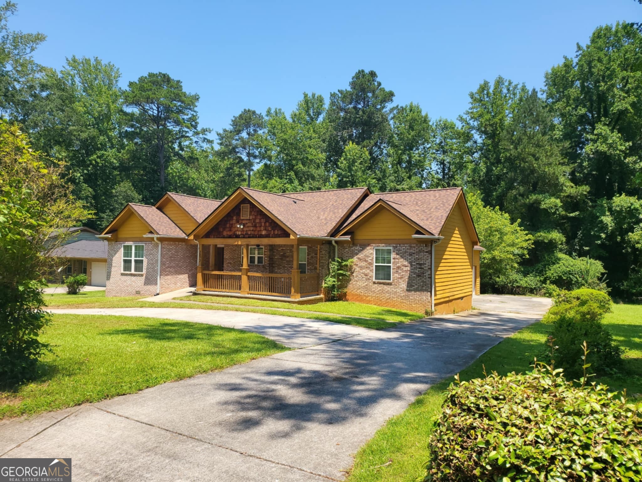 3873 King Edward Trail SW