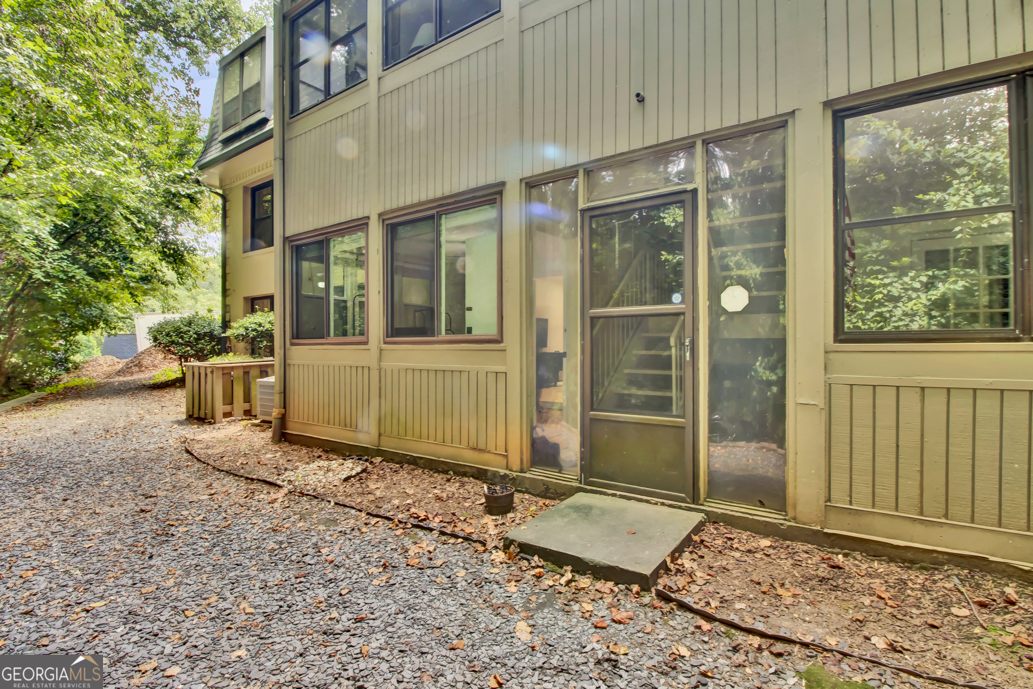 12 Vista Square NW