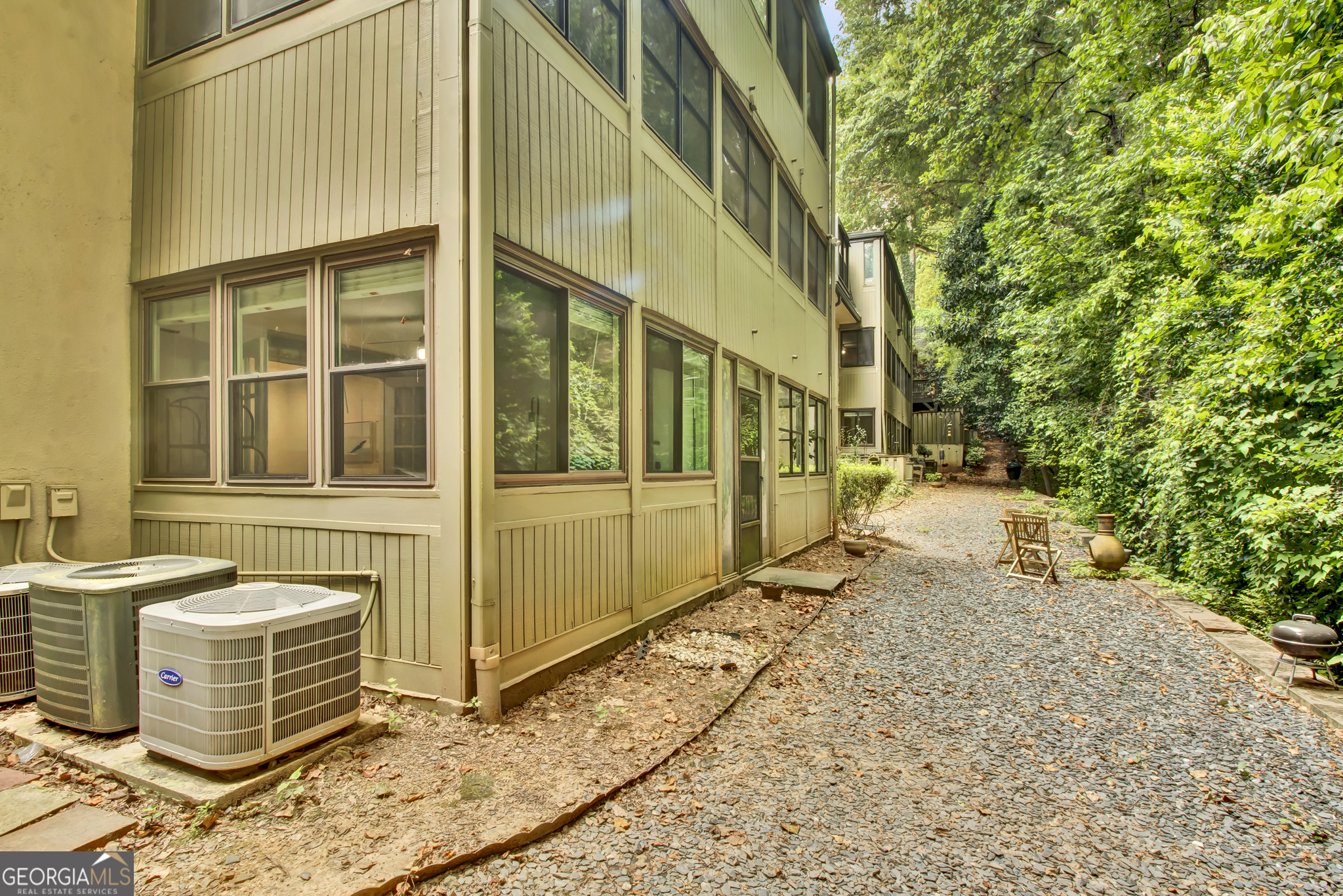 12 Vista Square NW