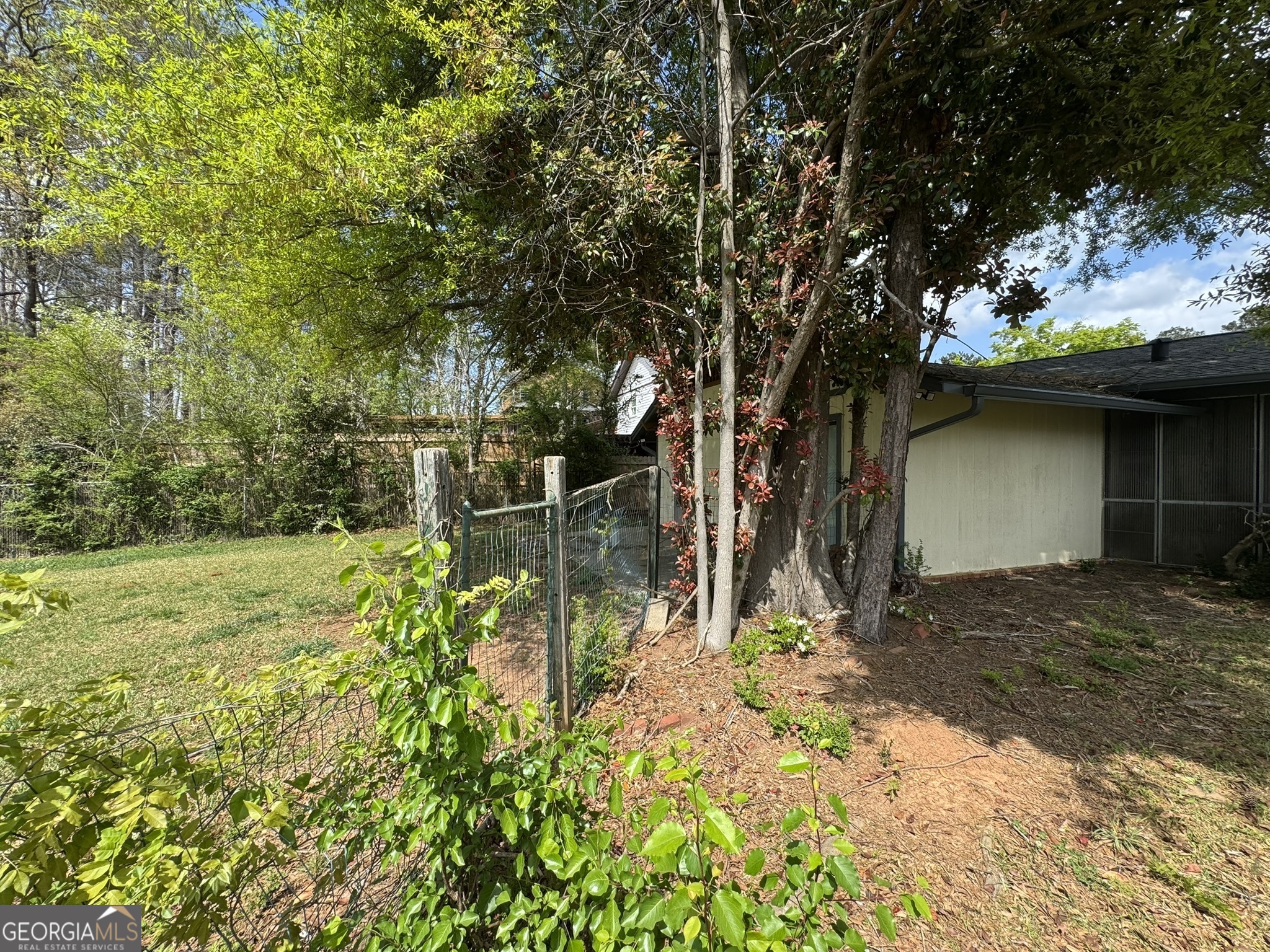 2461 Mcalpin Terrace