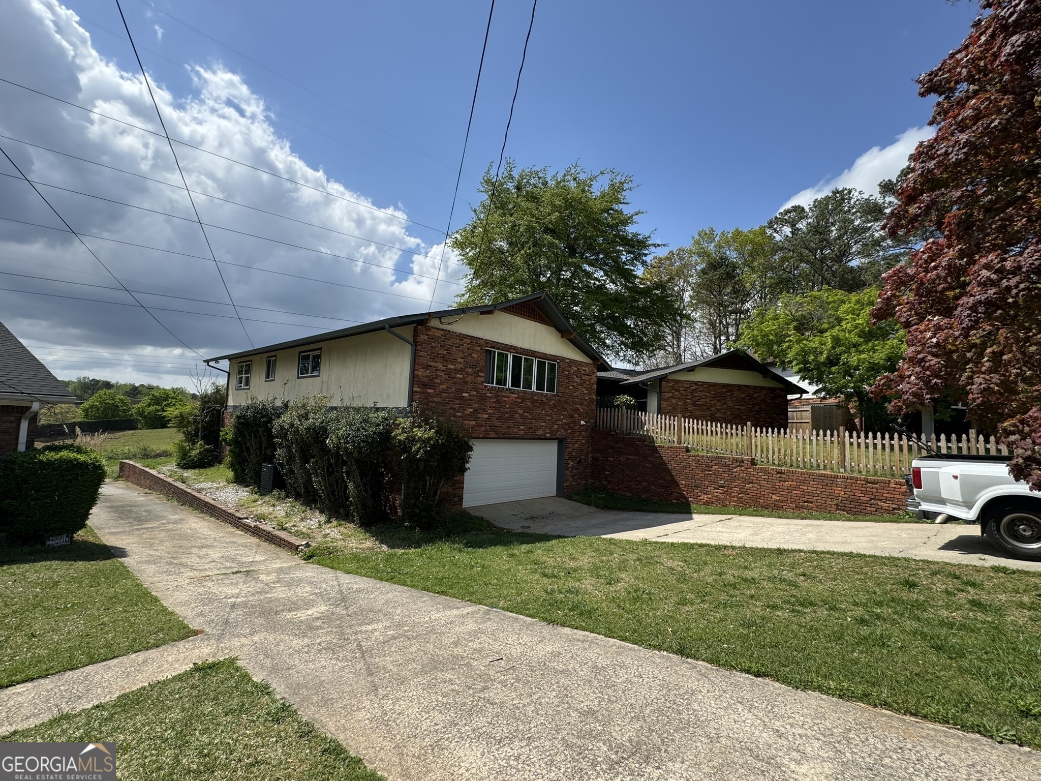 2461 Mcalpin Terrace