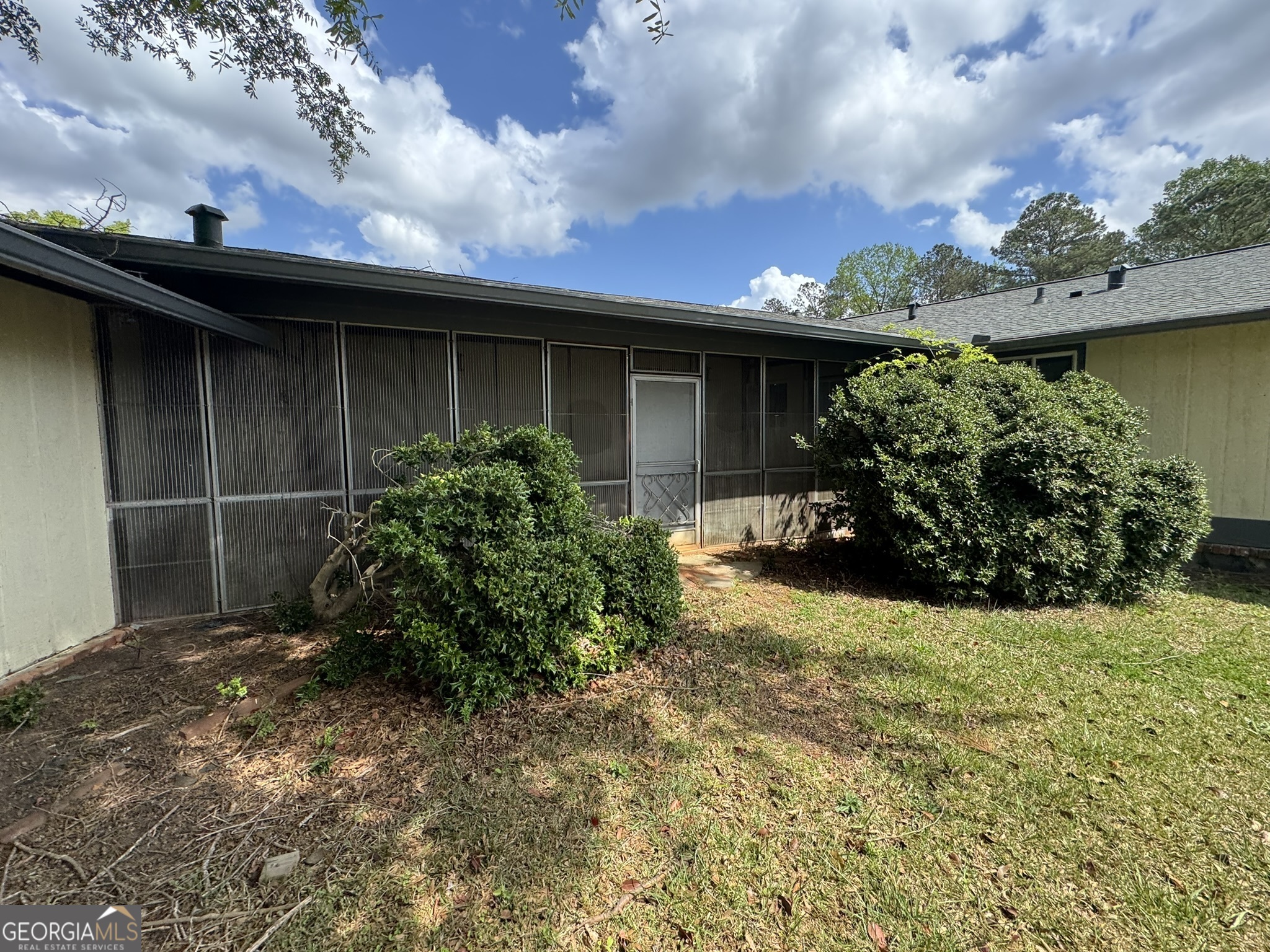 2461 Mcalpin Terrace