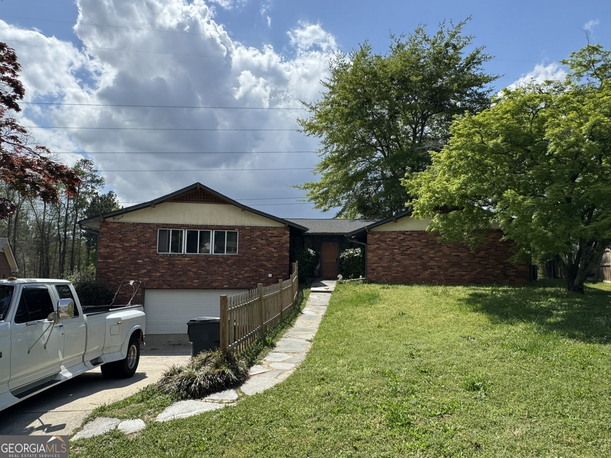 2461 Mcalpin Terrace