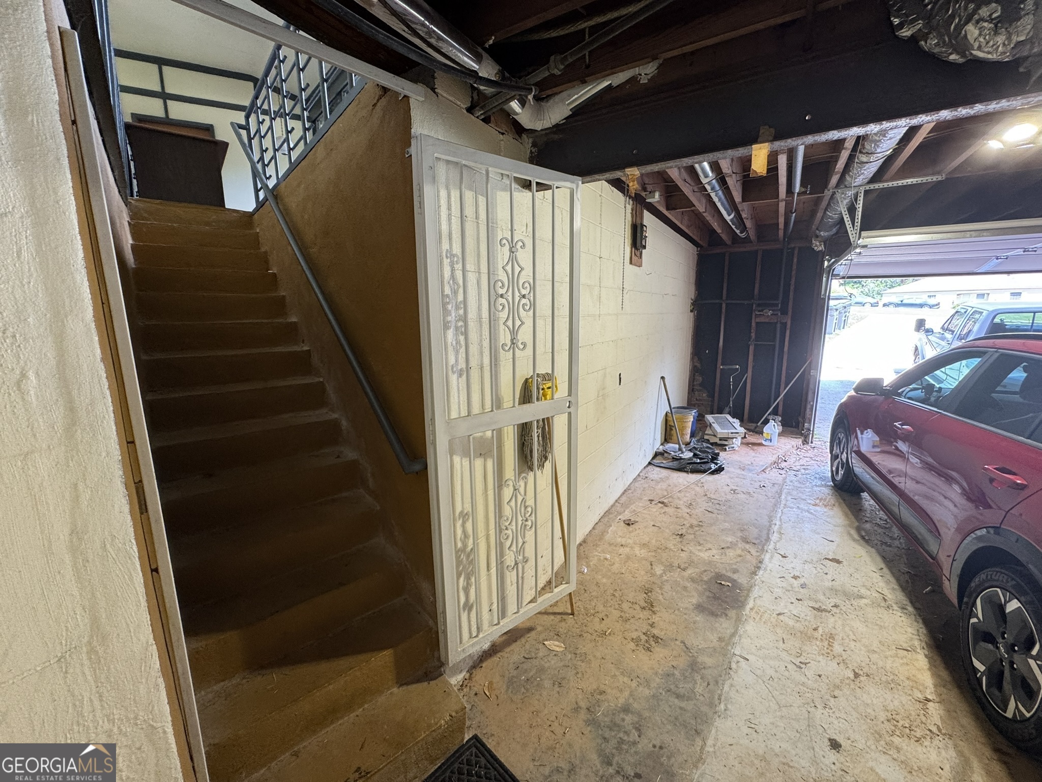 2461 Mcalpin Terrace