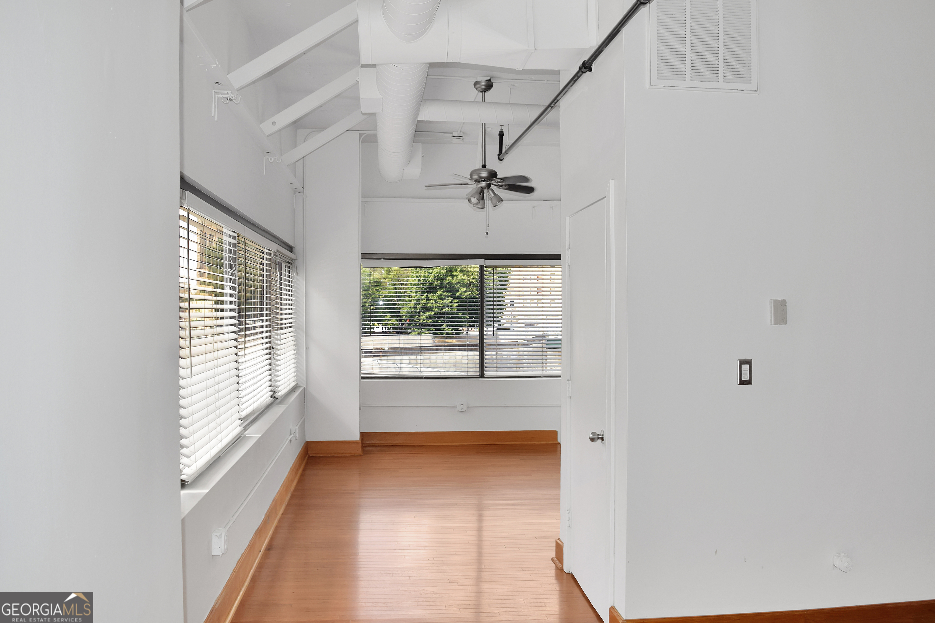 120 Ralph McGill Boulevard NE # 402 Unit: #402