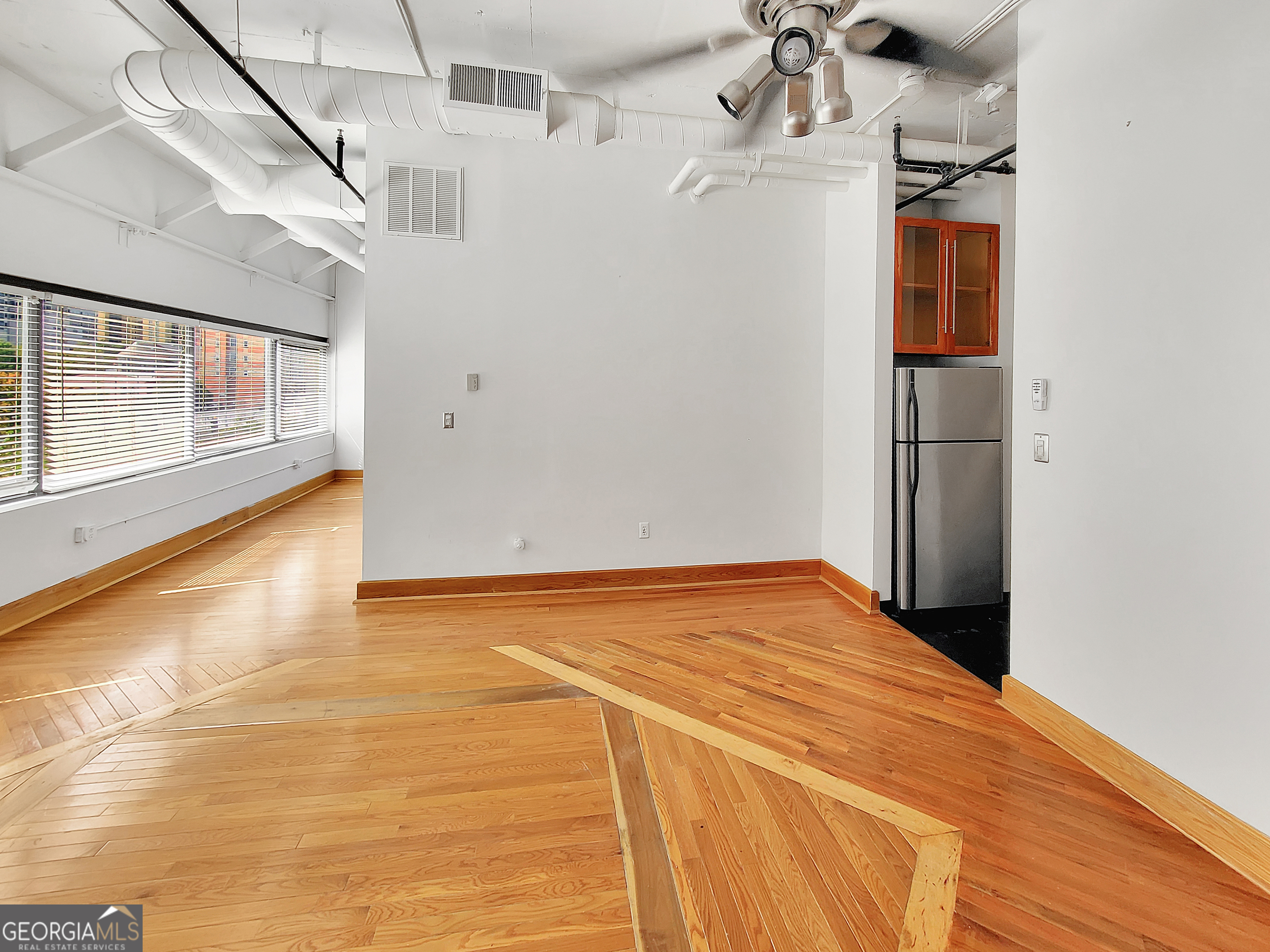 120 Ralph McGill Boulevard NE # 402 Unit: #402