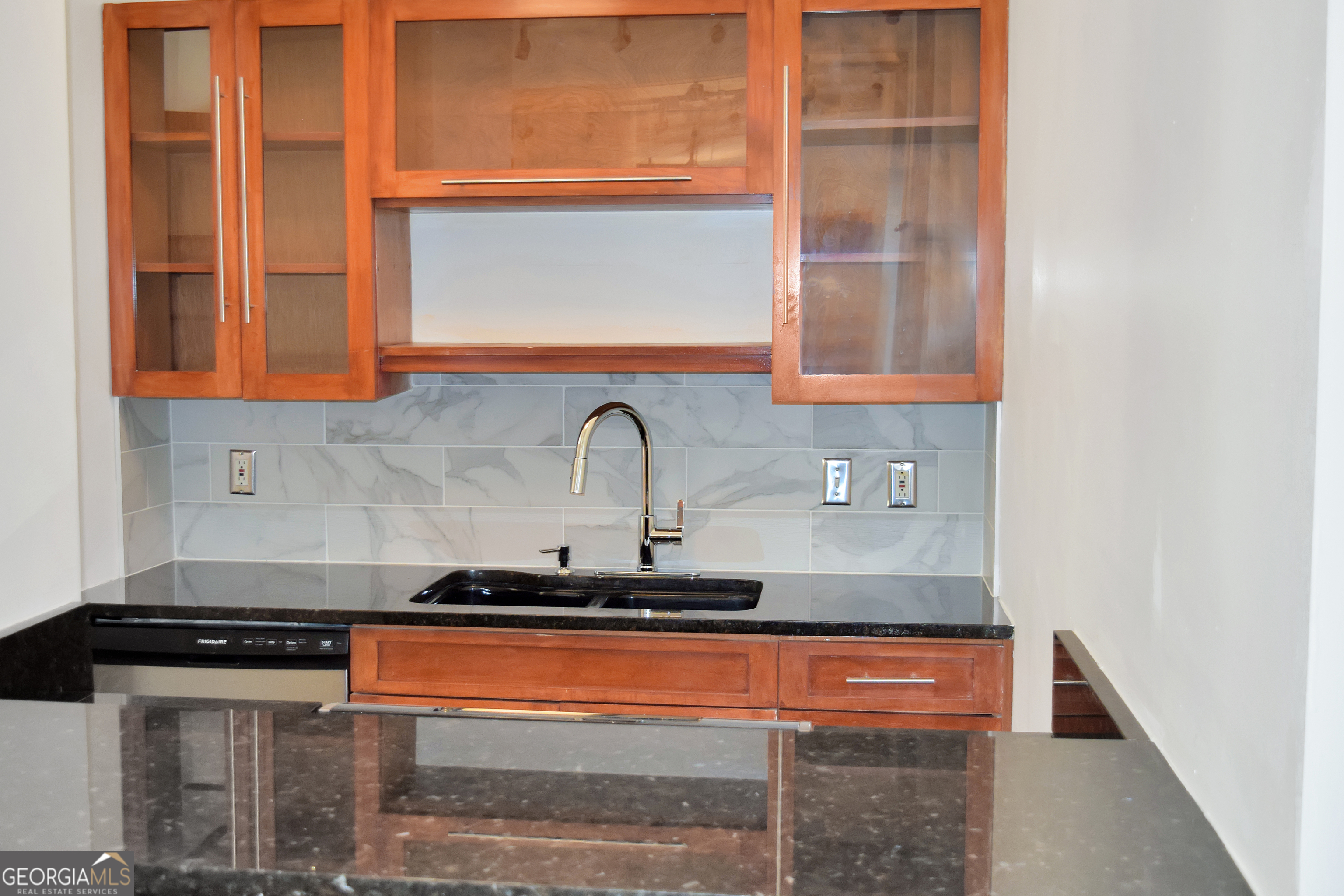 120 Ralph McGill Boulevard NE # 402 Unit: #402