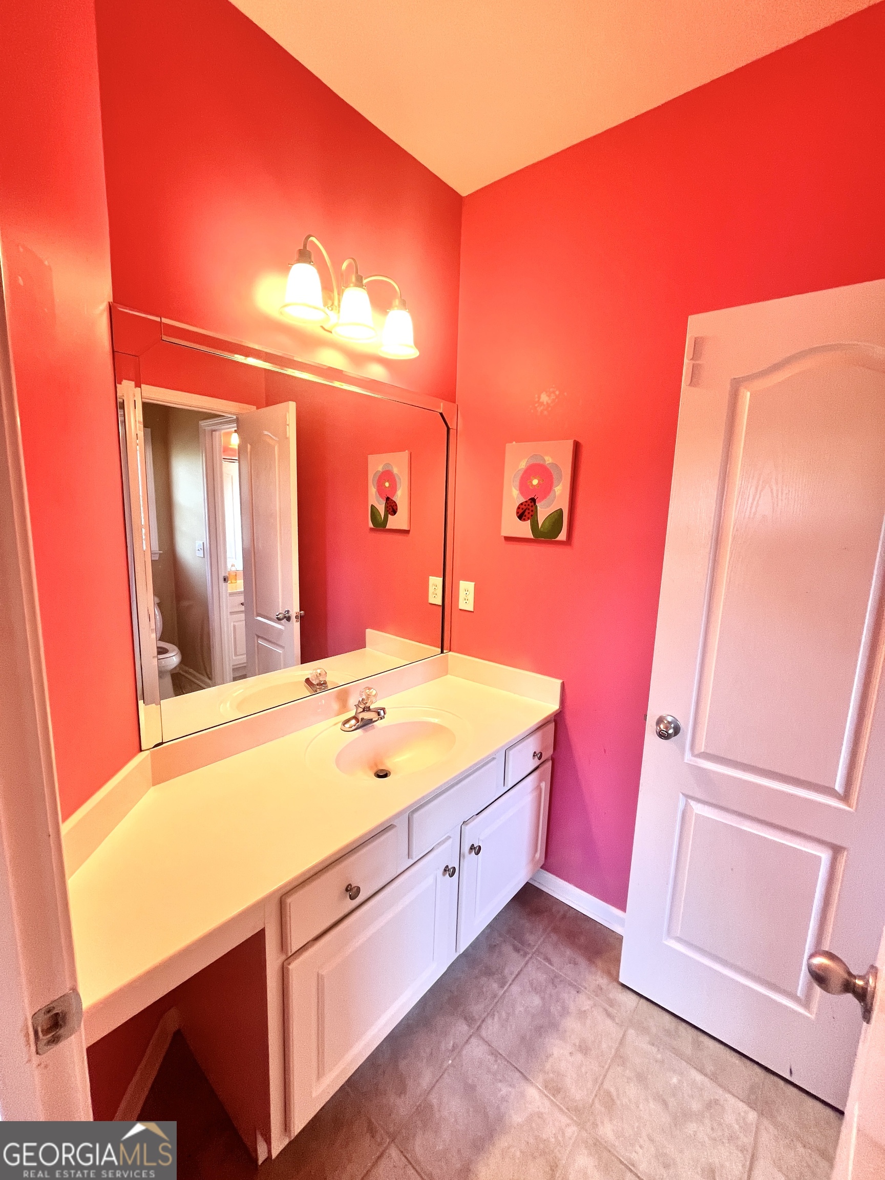 215 Fox Glove Drive