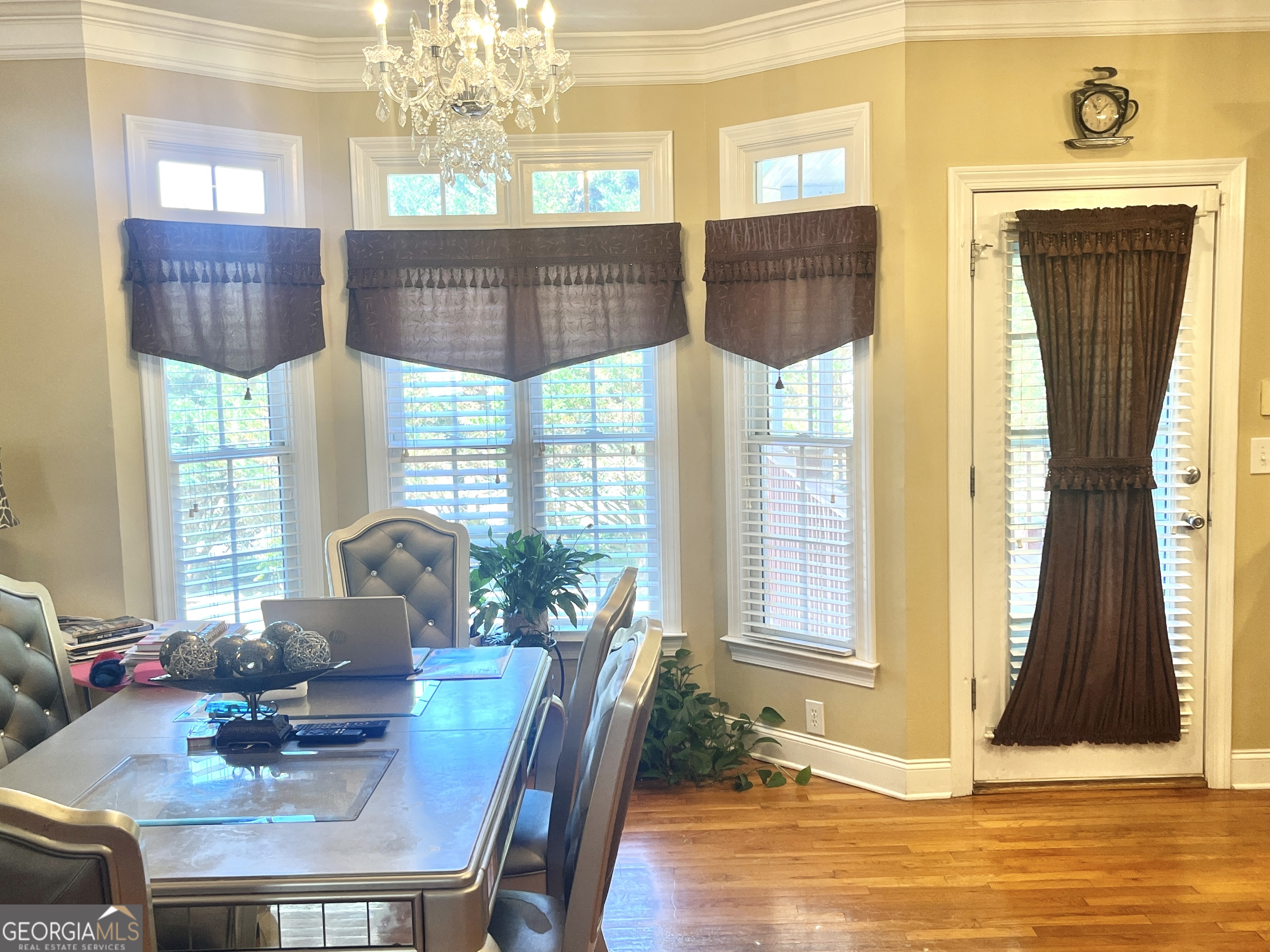 215 Fox Glove Drive