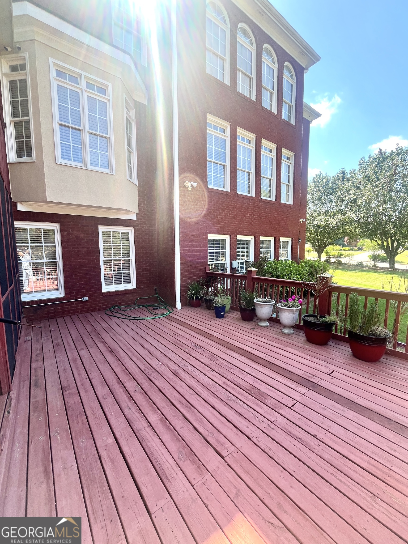 215 Fox Glove Drive