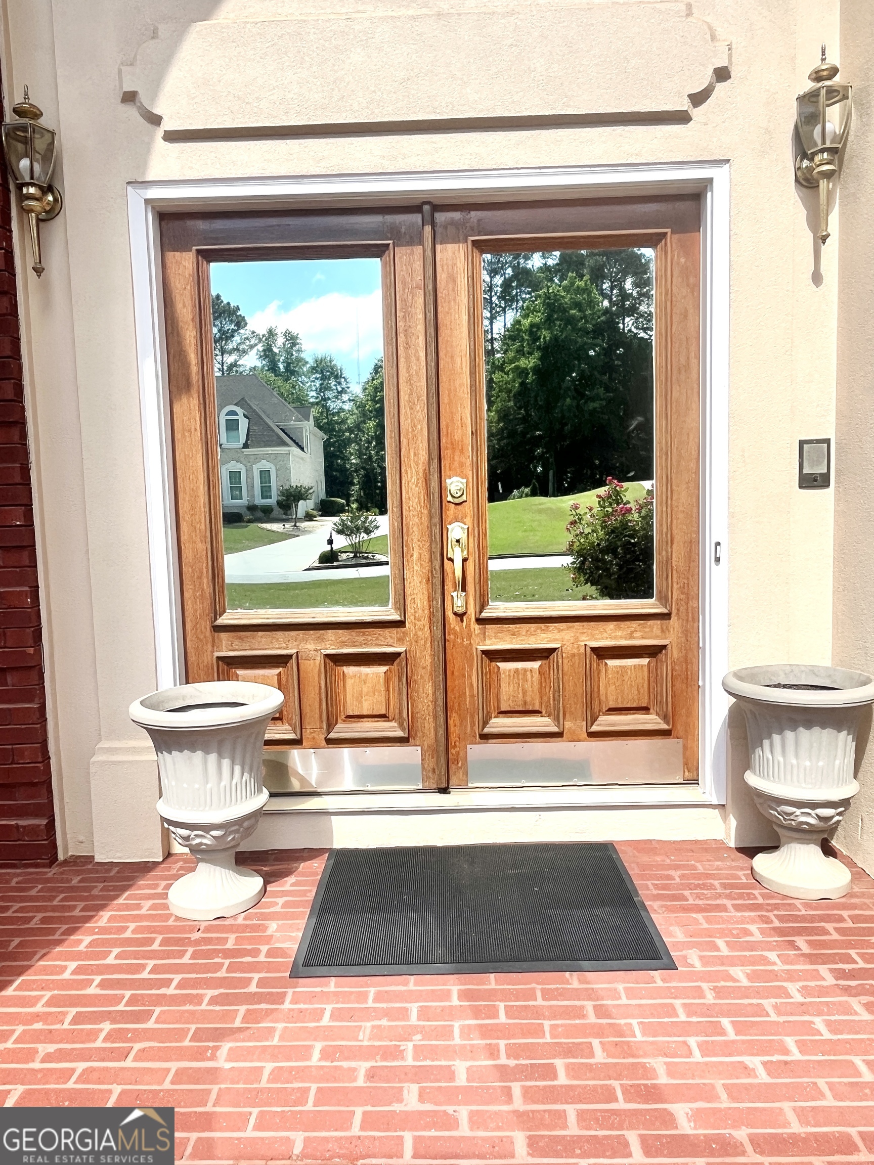 215 Fox Glove Drive