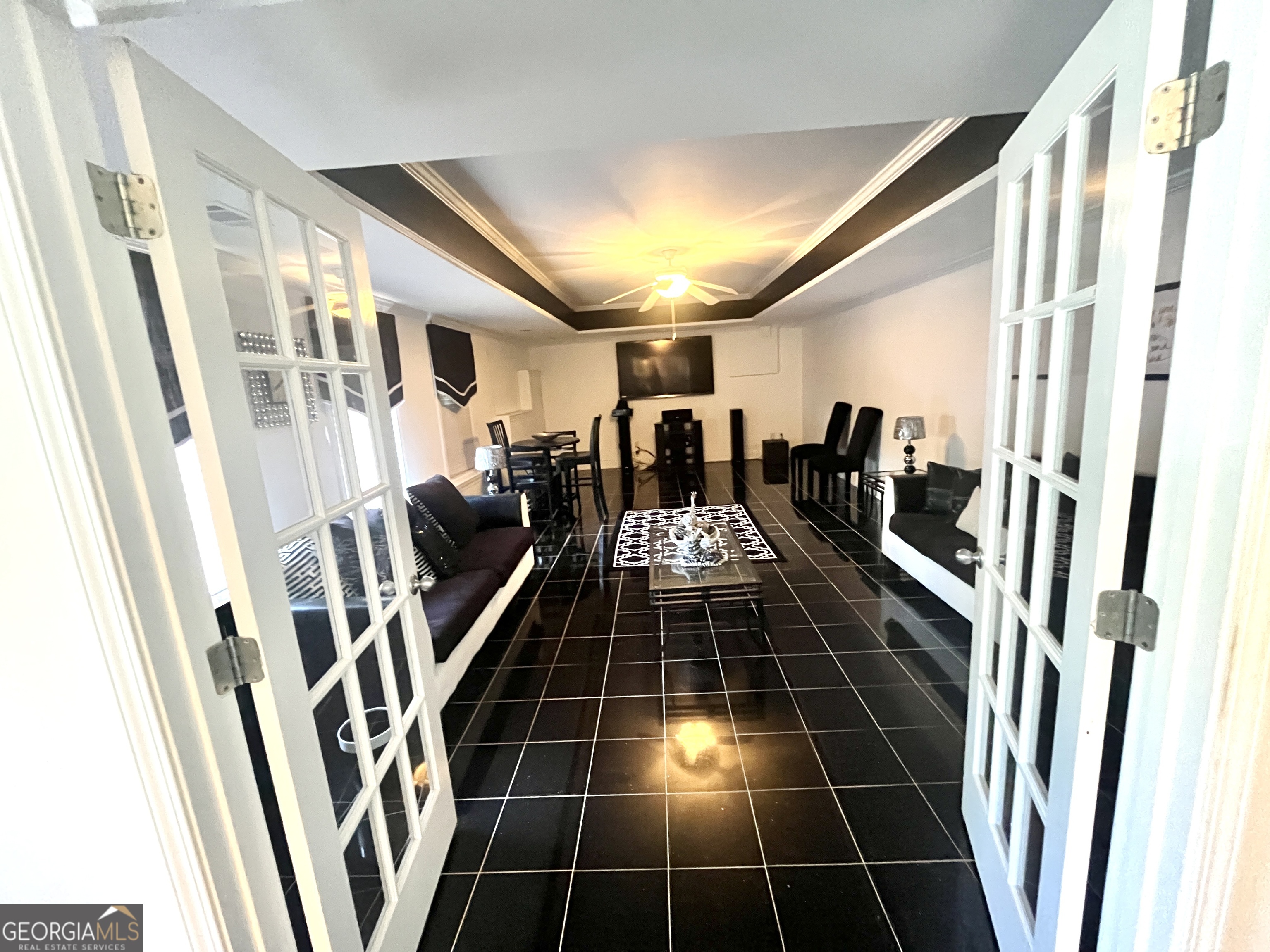 215 Fox Glove Drive