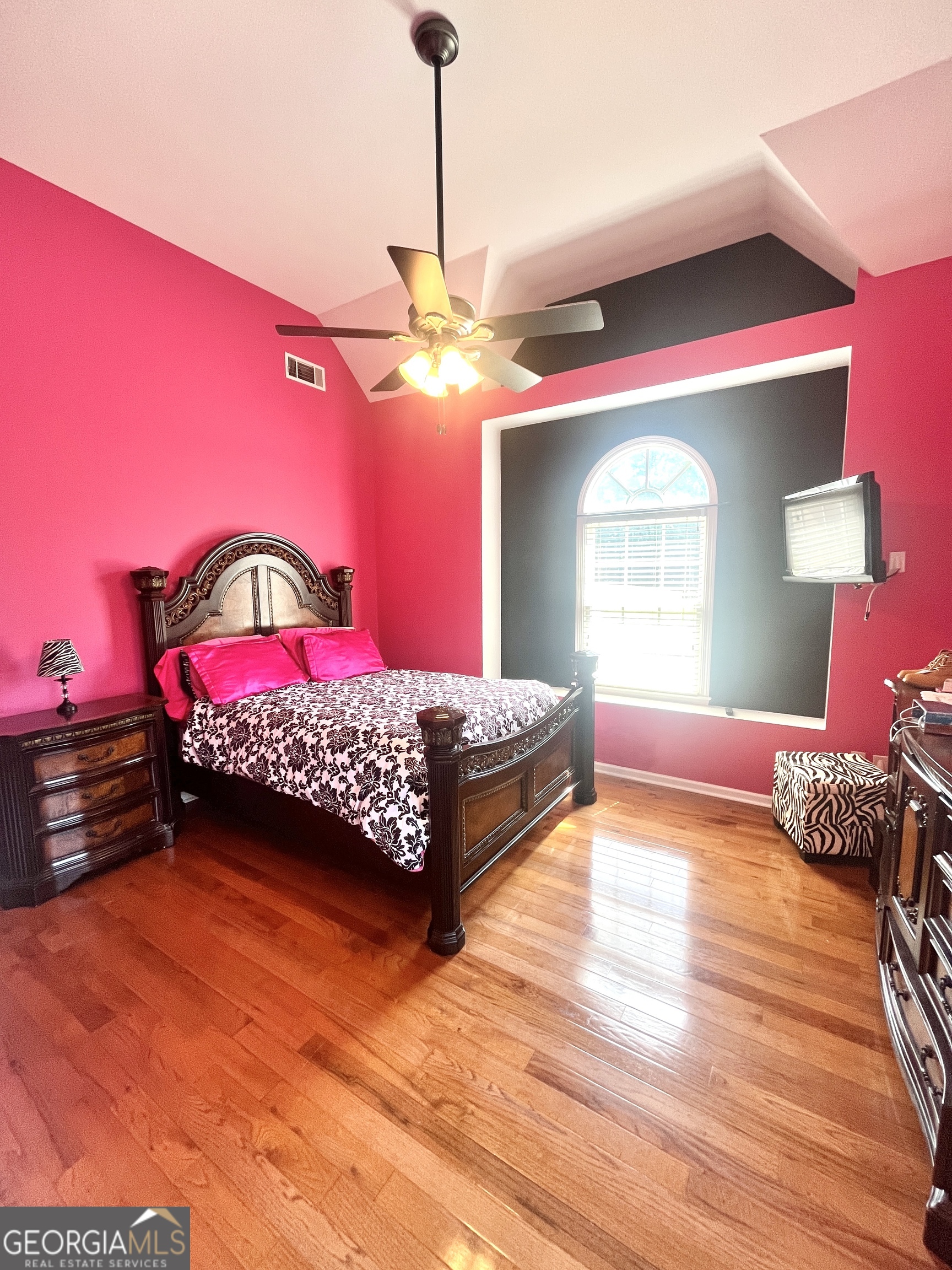 215 Fox Glove Drive