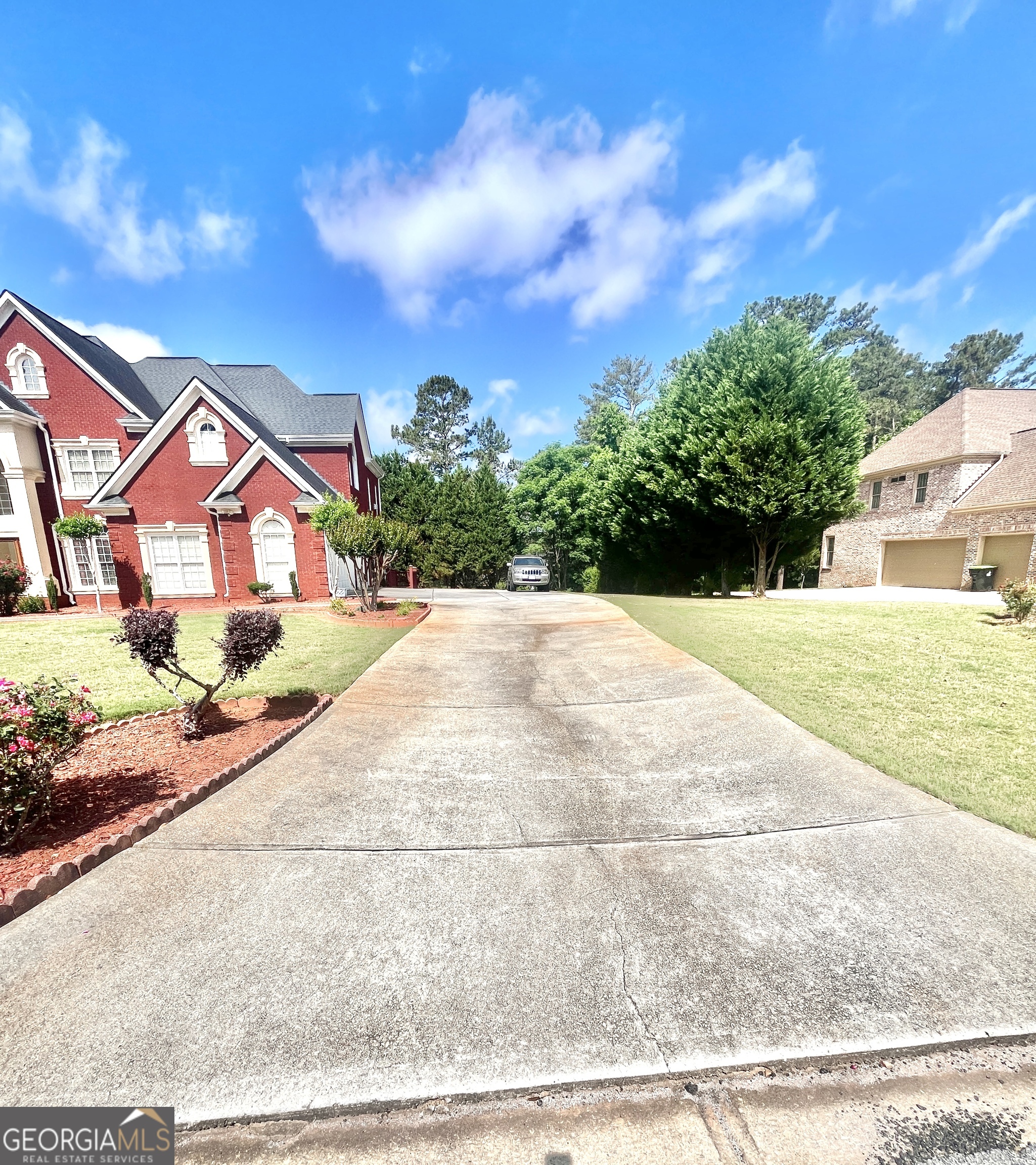 215 Fox Glove Drive