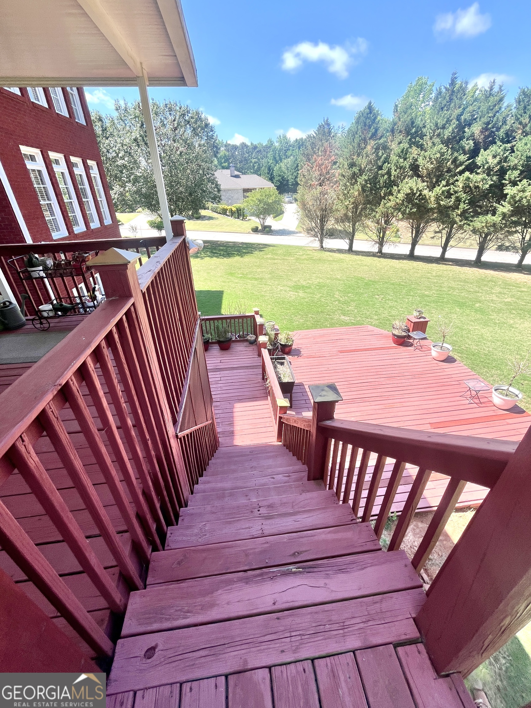 215 Fox Glove Drive