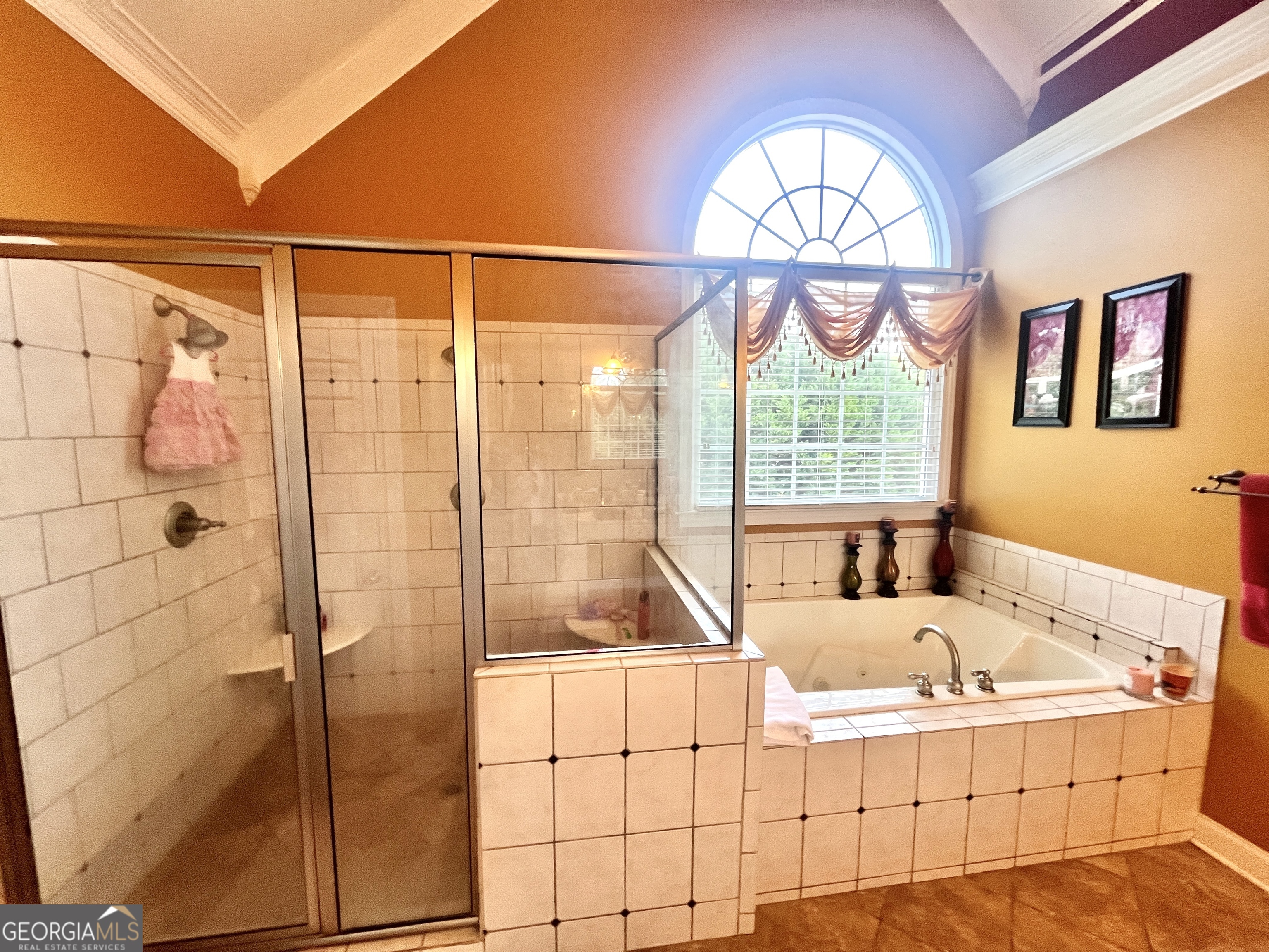 215 Fox Glove Drive