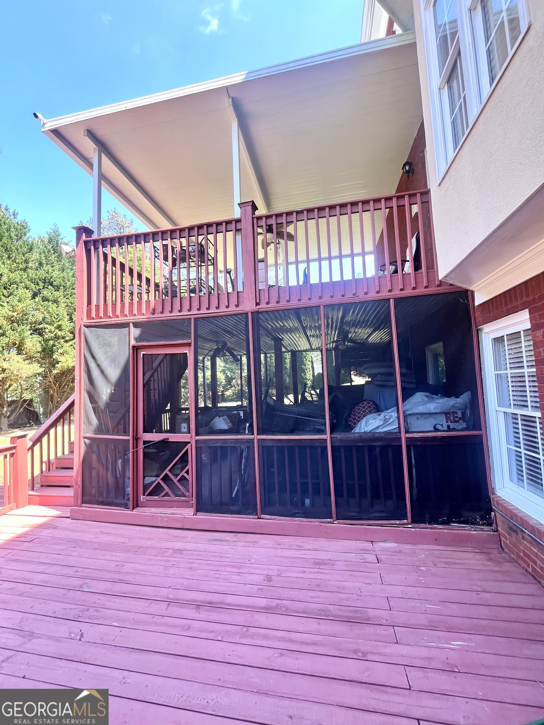 215 Fox Glove Drive