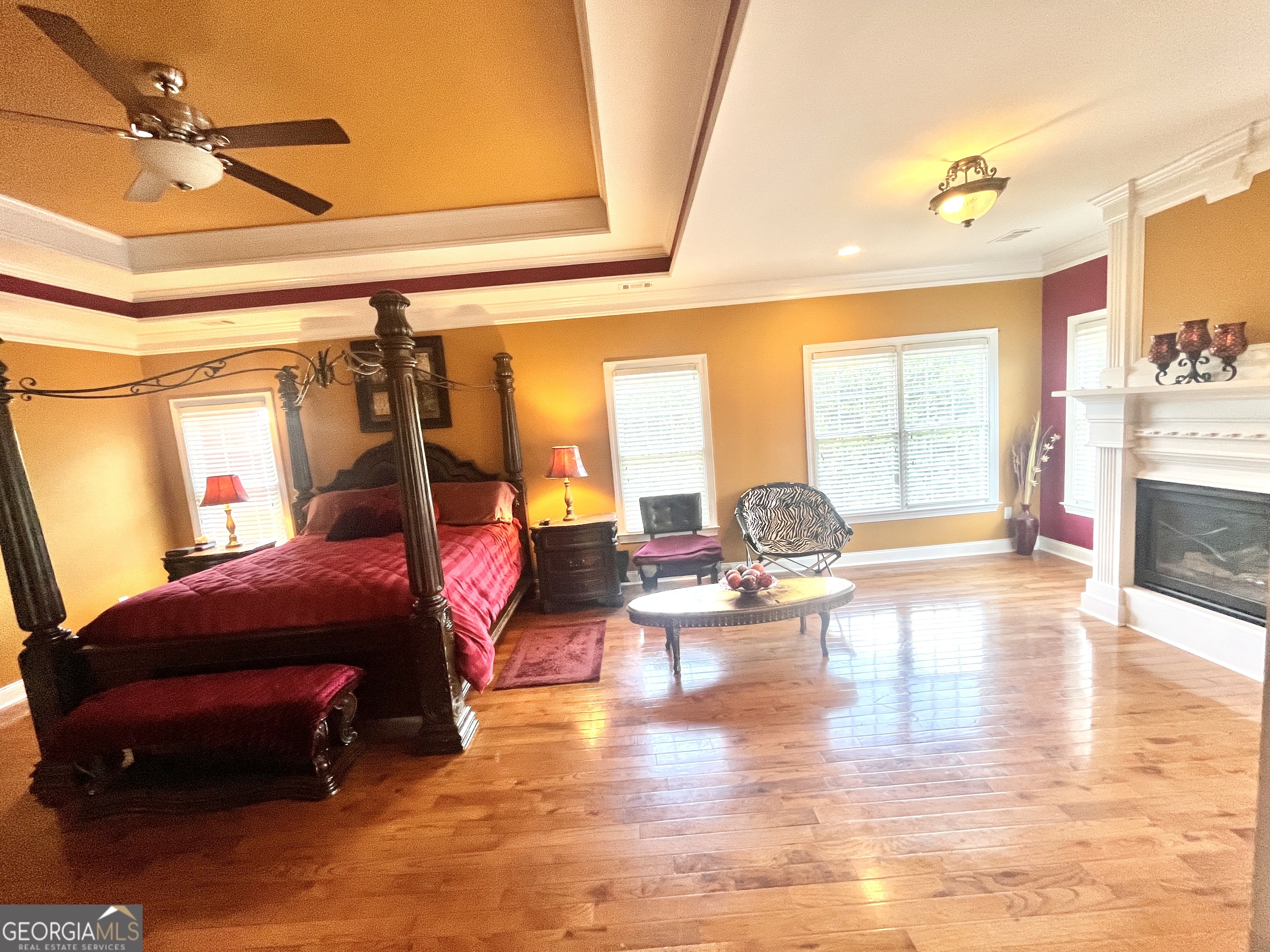 215 Fox Glove Drive