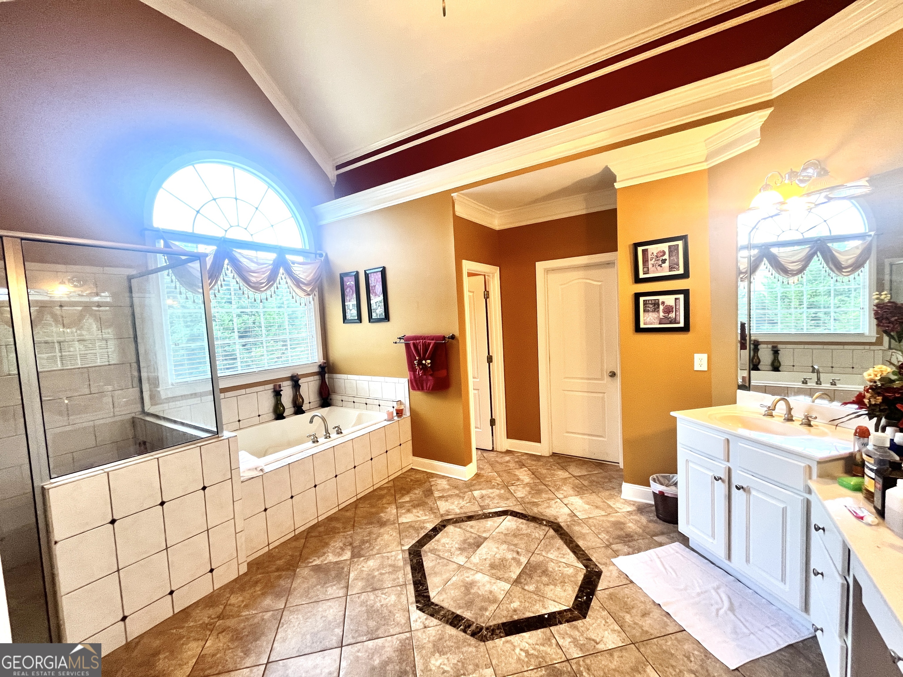 215 Fox Glove Drive