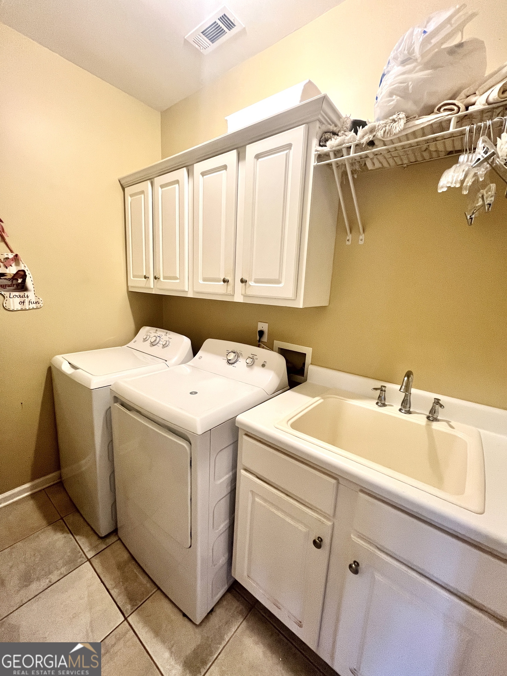215 Fox Glove Drive