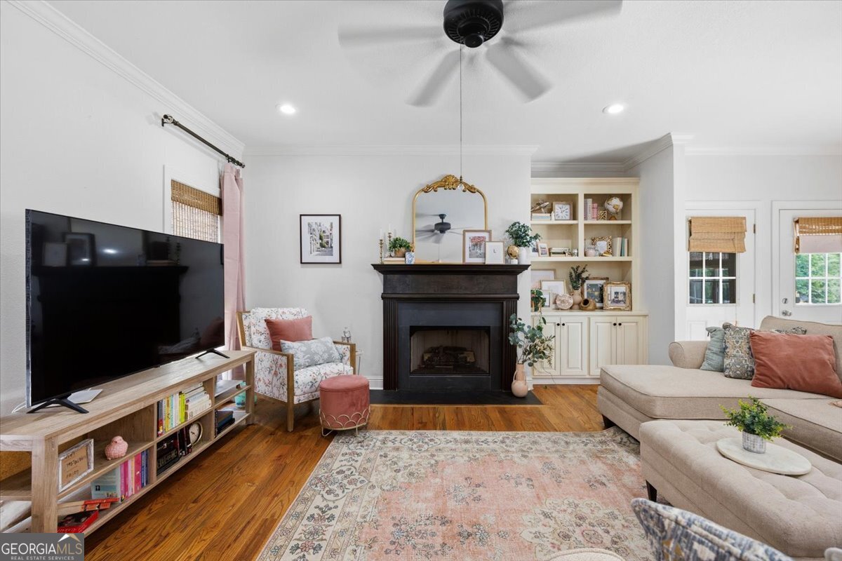 318 Ivystone Drive