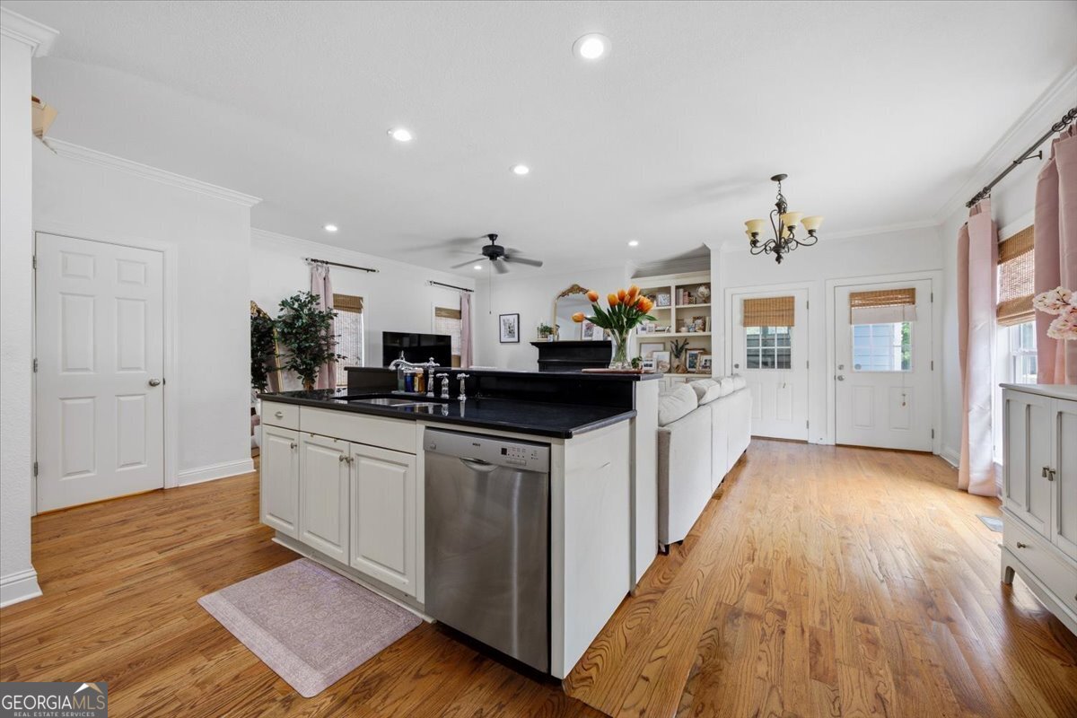 318 Ivystone Drive