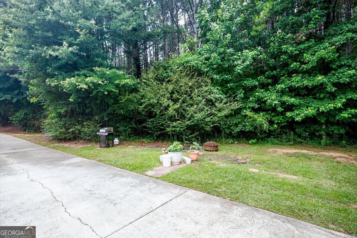 318 Ivystone Drive