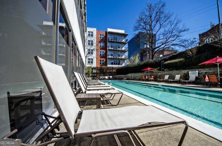 120 Ralph McGill Boulevard NE # 809 Unit: #809